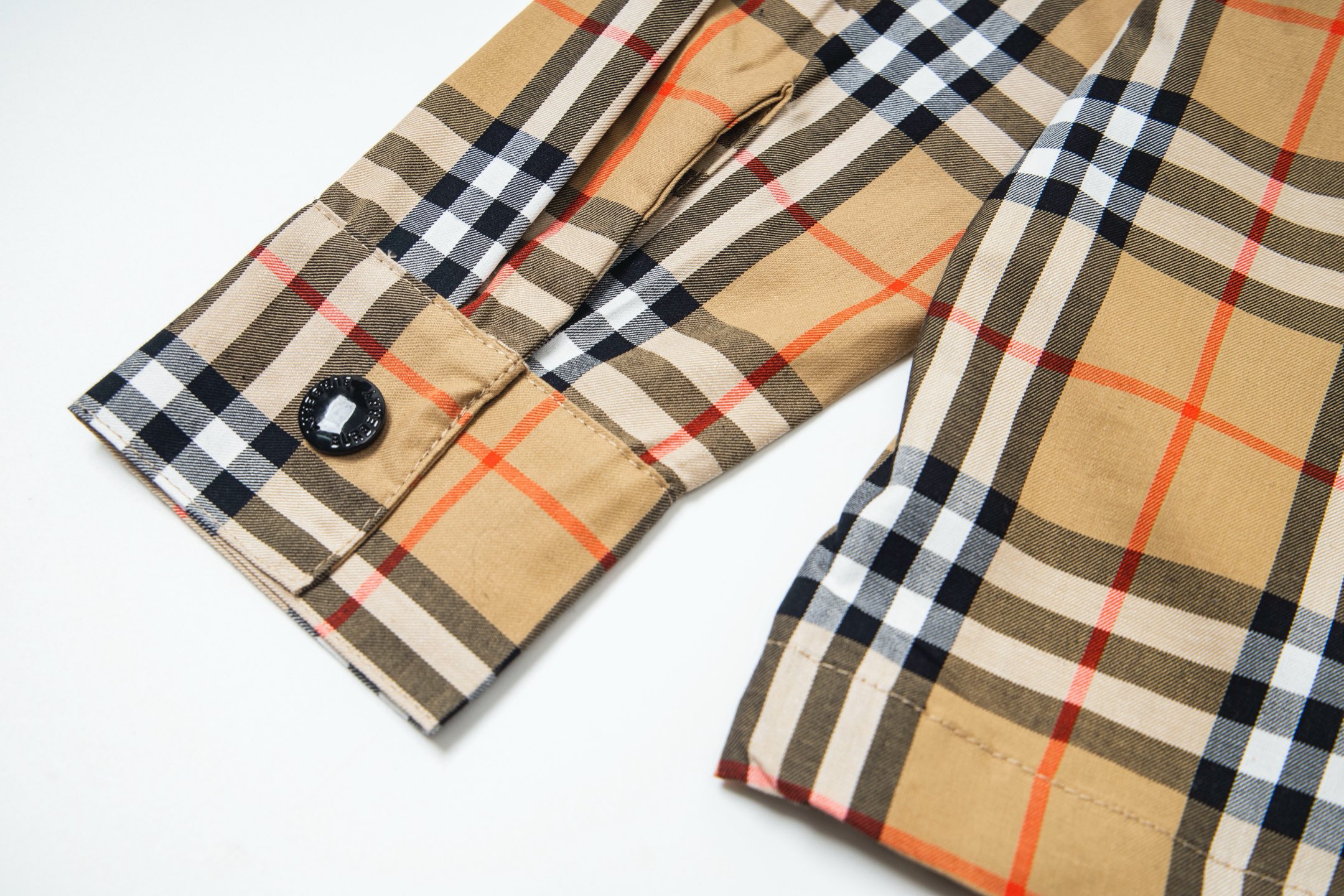 【BURBERRY】長袖シャツ