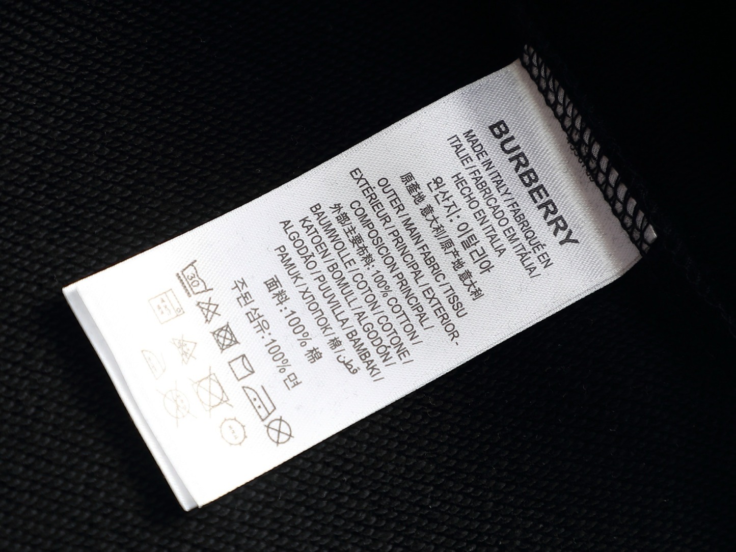 【BURBERRY】プリント長袖 T シャツ