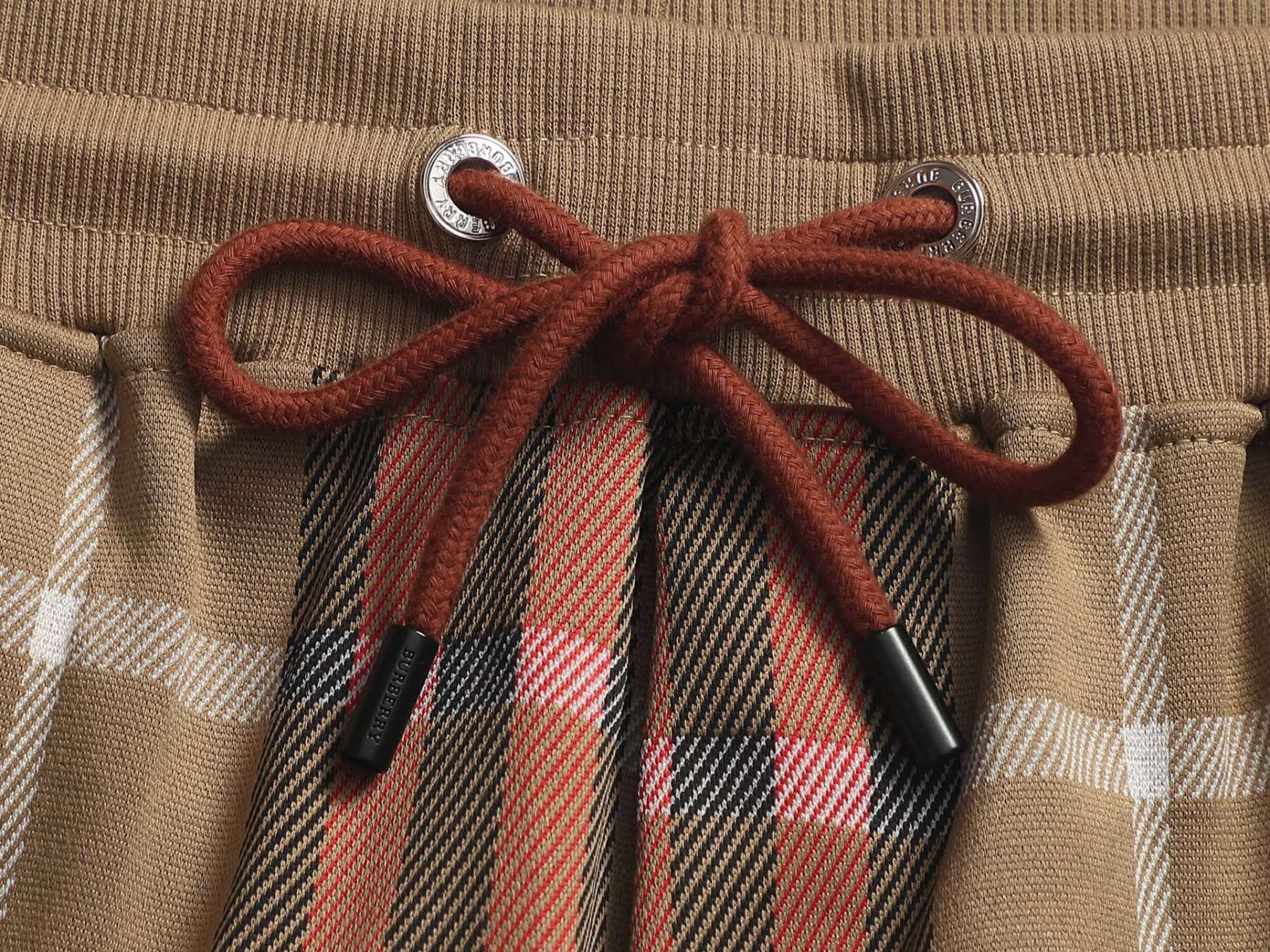 【BURBERRY】ショートパンツ