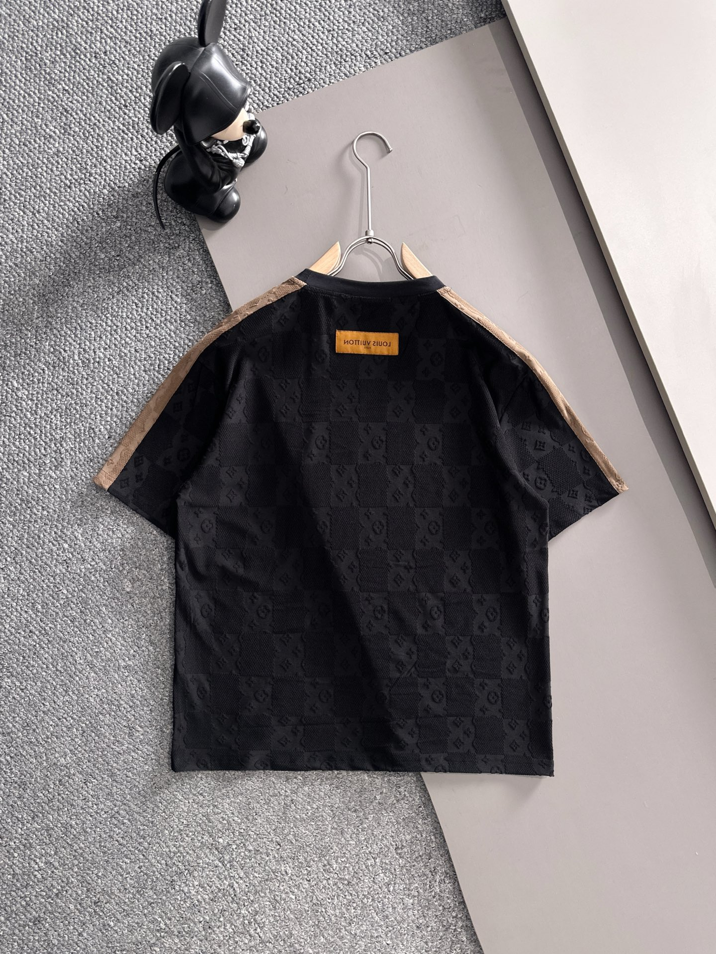 【LOUIS VUITTON】半袖T シャツショートパンツ セットアップ