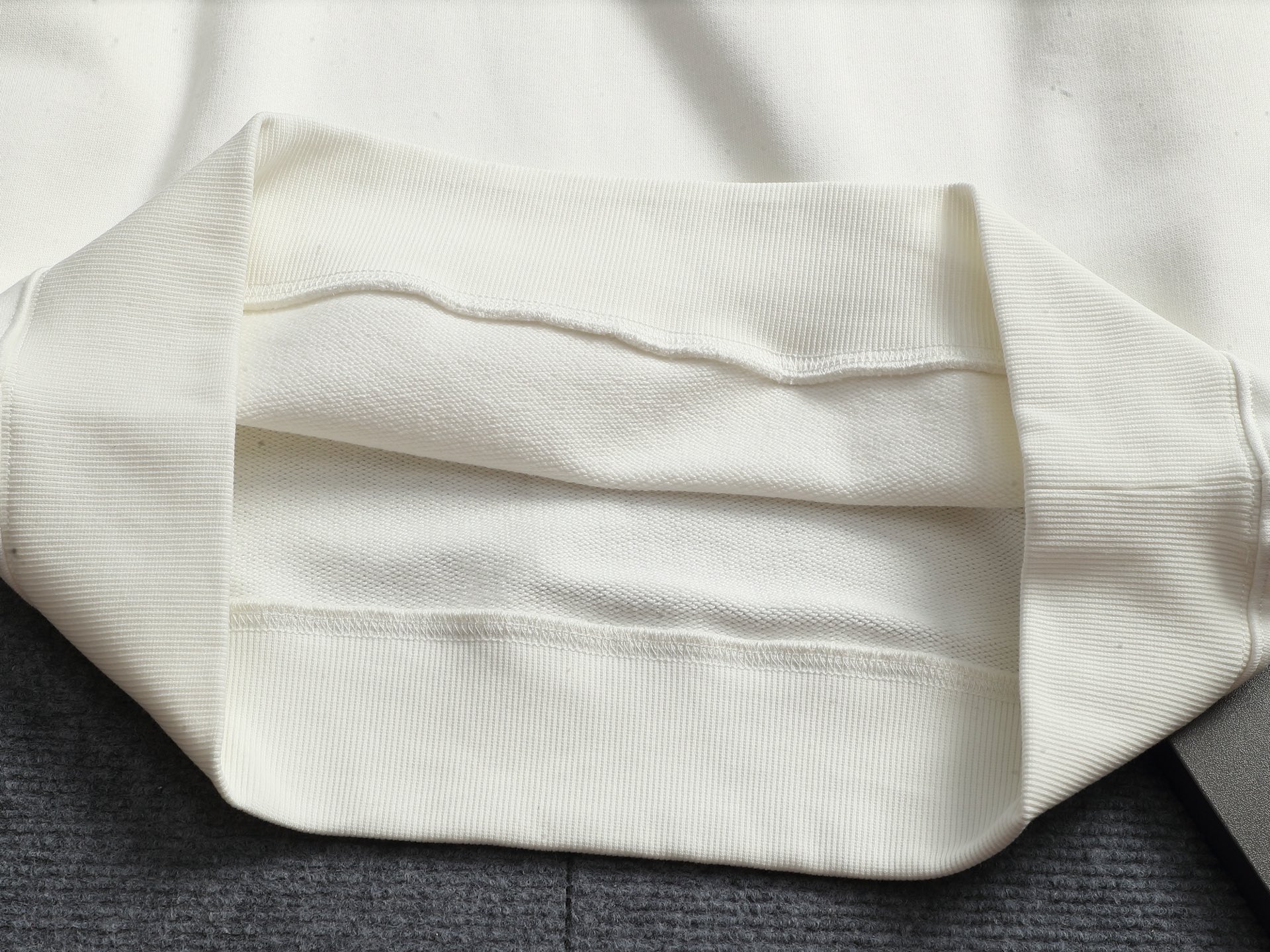 【LOUIS VUITTON】長袖 T シャツ
