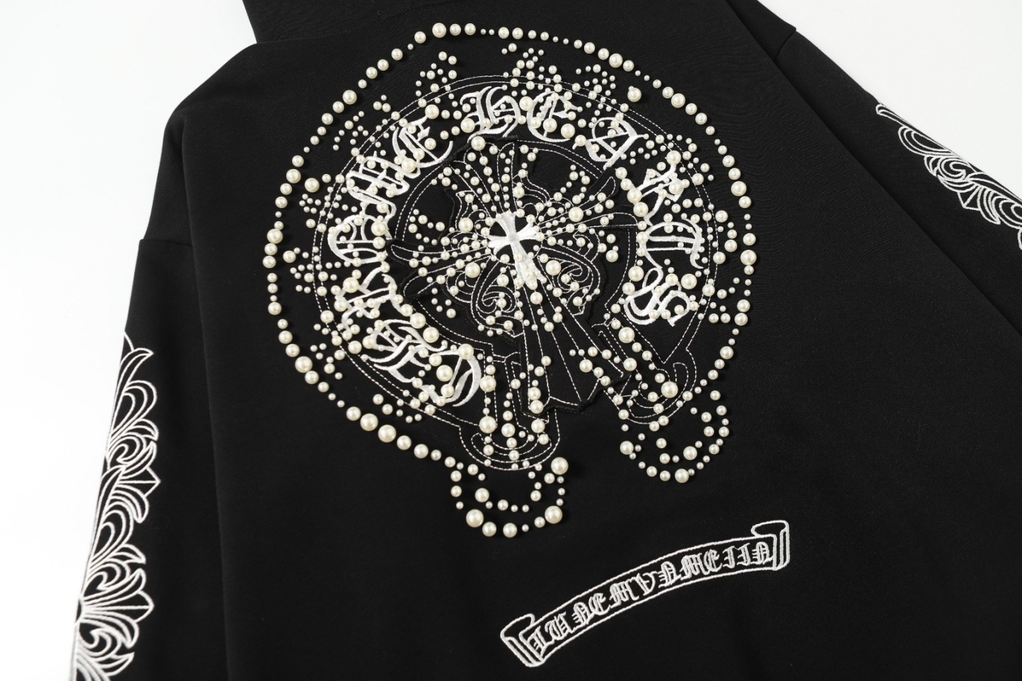 【CHROME HEARTS】クロムハーツ パーカー