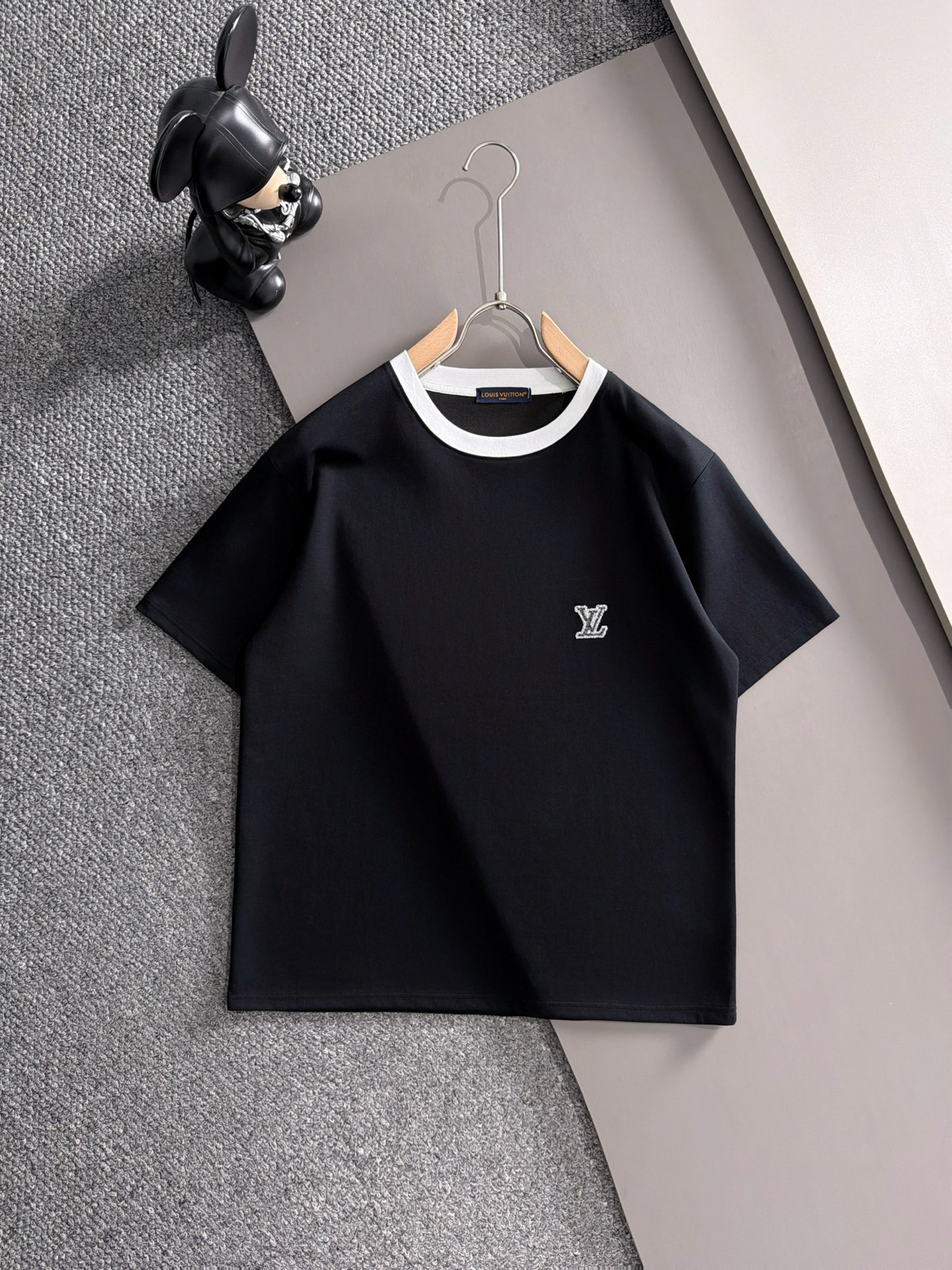 【LOUIS VUITTON】半袖T シャツショートパンツ セットアップ