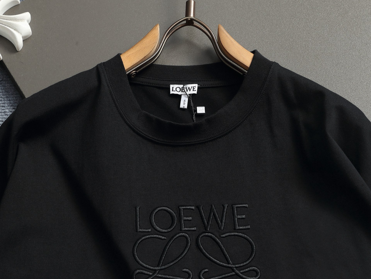 【LOEWE】刺繍長袖 T シャツ