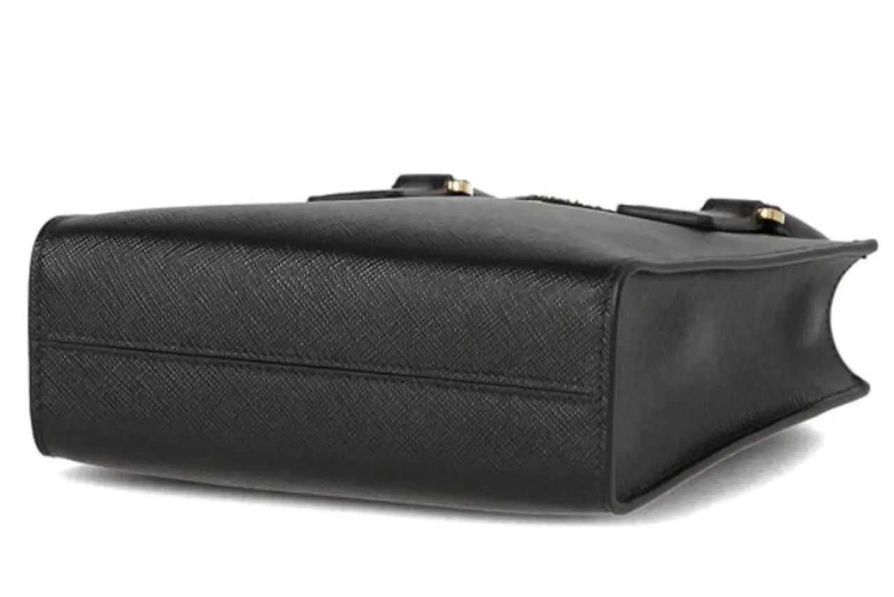 ♦PRADA♦トートバッグ☆正規品・安全発送☆
