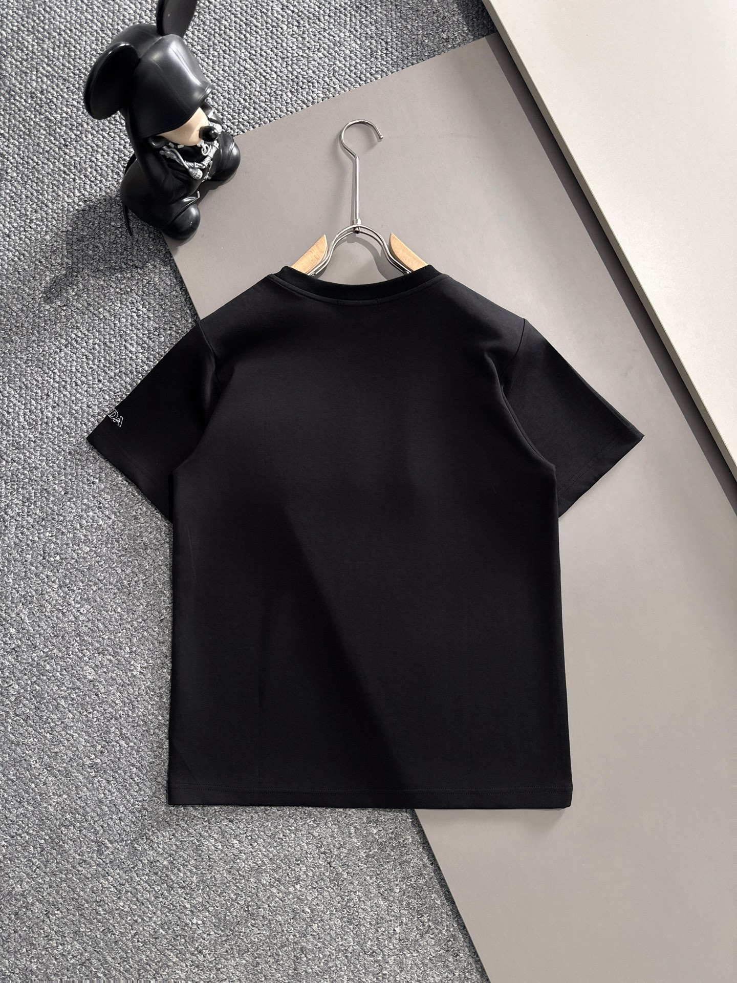 【PRADA】半袖T シャツショートパンツ セットアップ