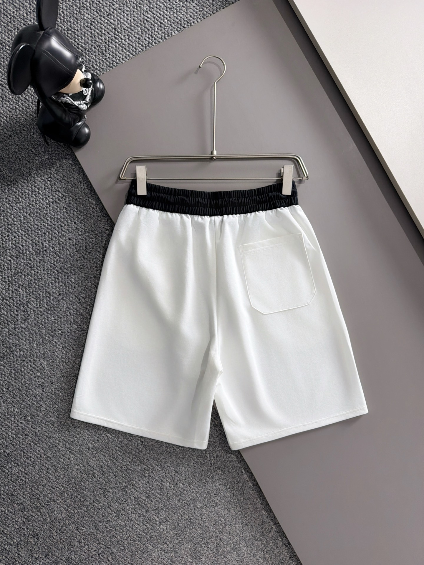 【LOUIS VUITTON】半袖T シャツショートパンツ セットアップ