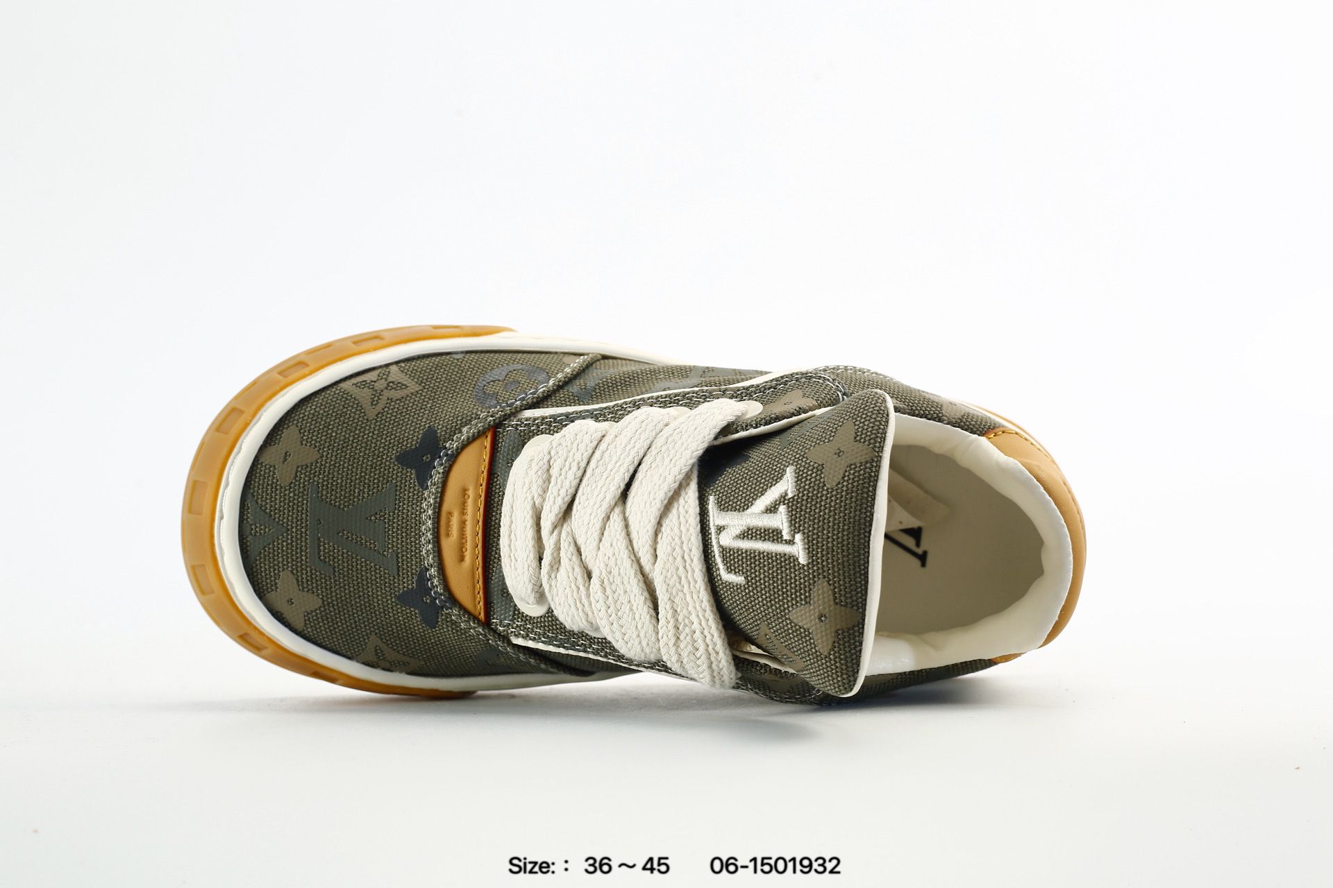 LOUIS VUITTON Trainer キャンバススニーカー