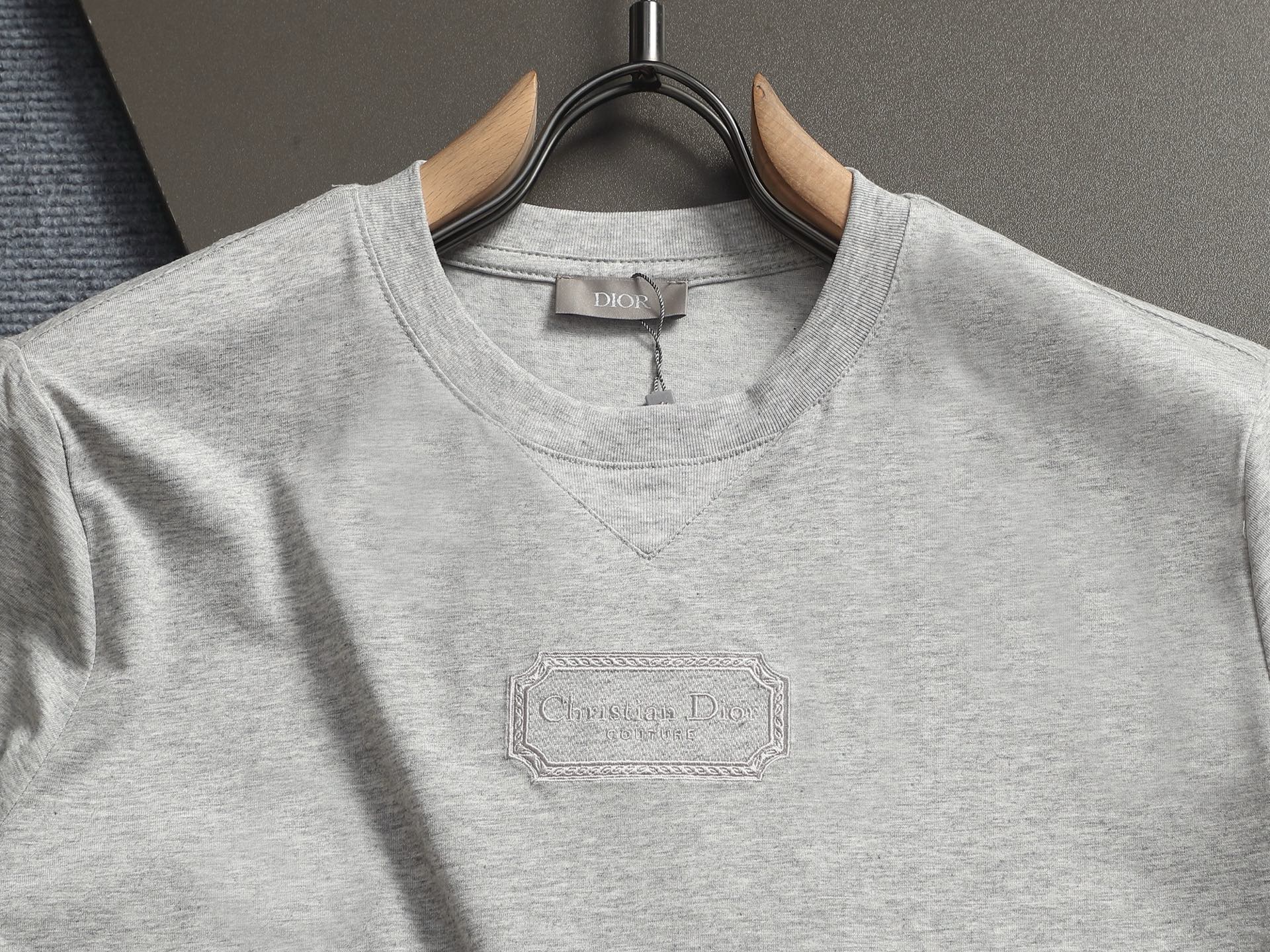 【DIOR】刺繍 半袖 T シャツ