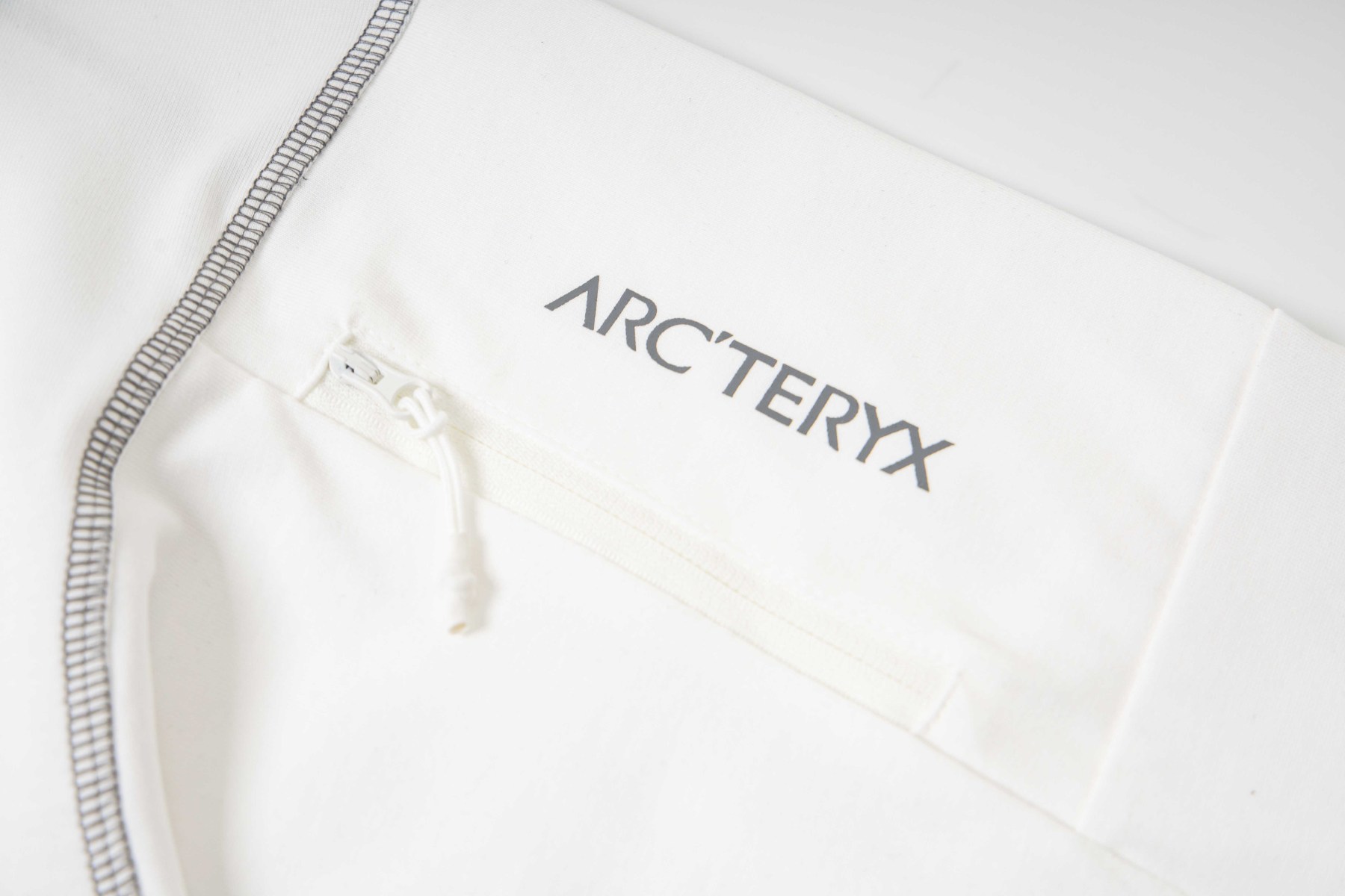 【ARC'TERYX】長袖 T シャツ 8色