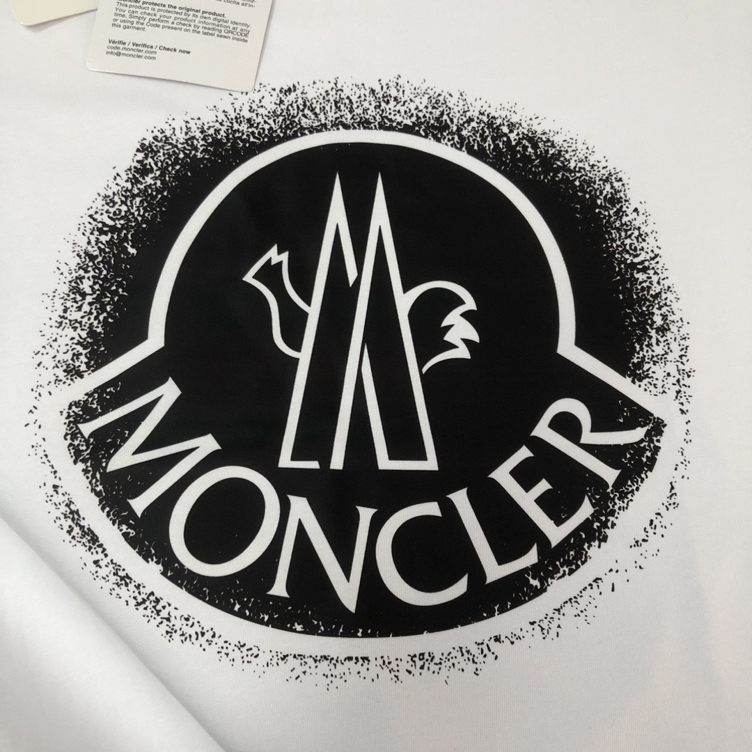 【MONCLER】長袖 T シャツ