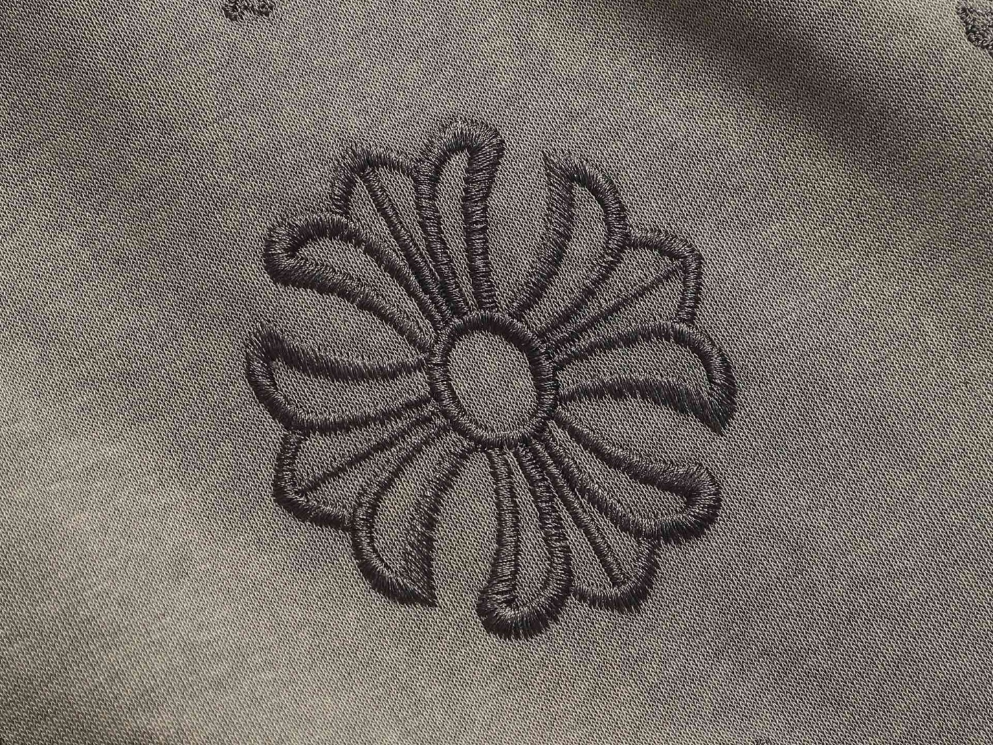 【CHROME HEARTS】ショートパンツ