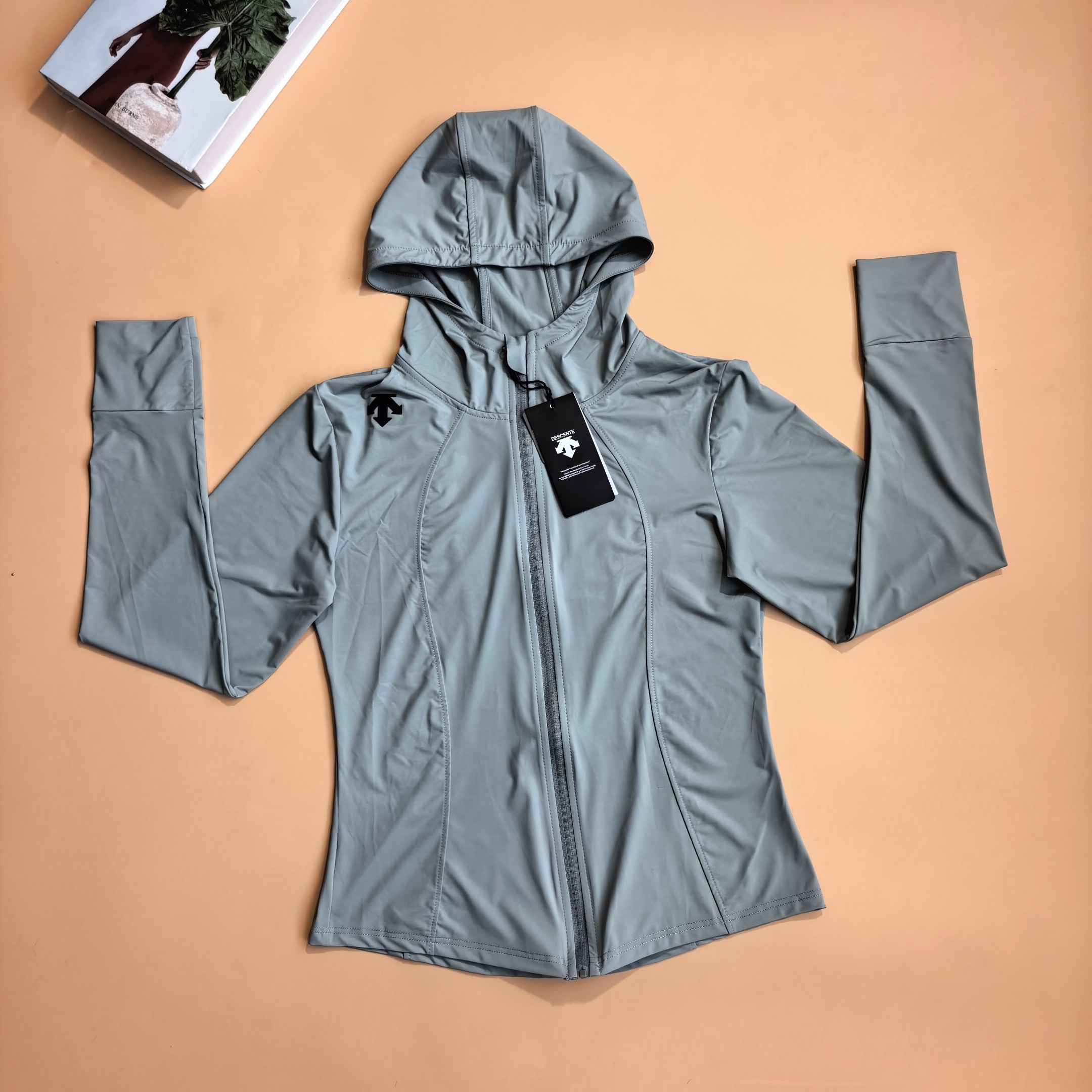 【DESCENTE】レディース UV カットパーカー