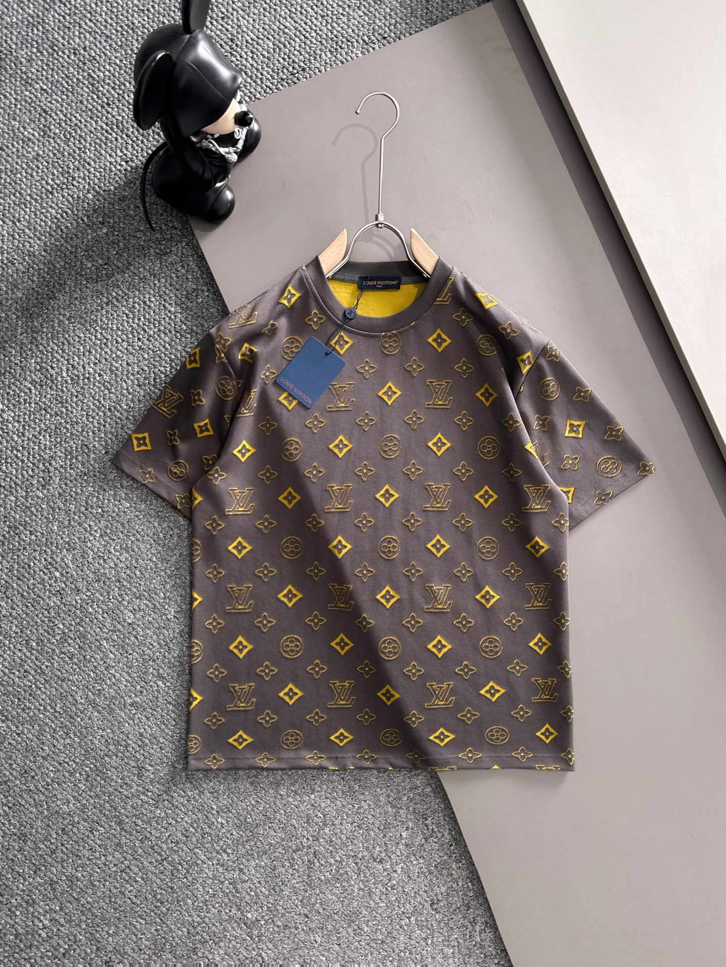 【LOUIS VUITTON】半袖T シャツショートパンツ セットアップ