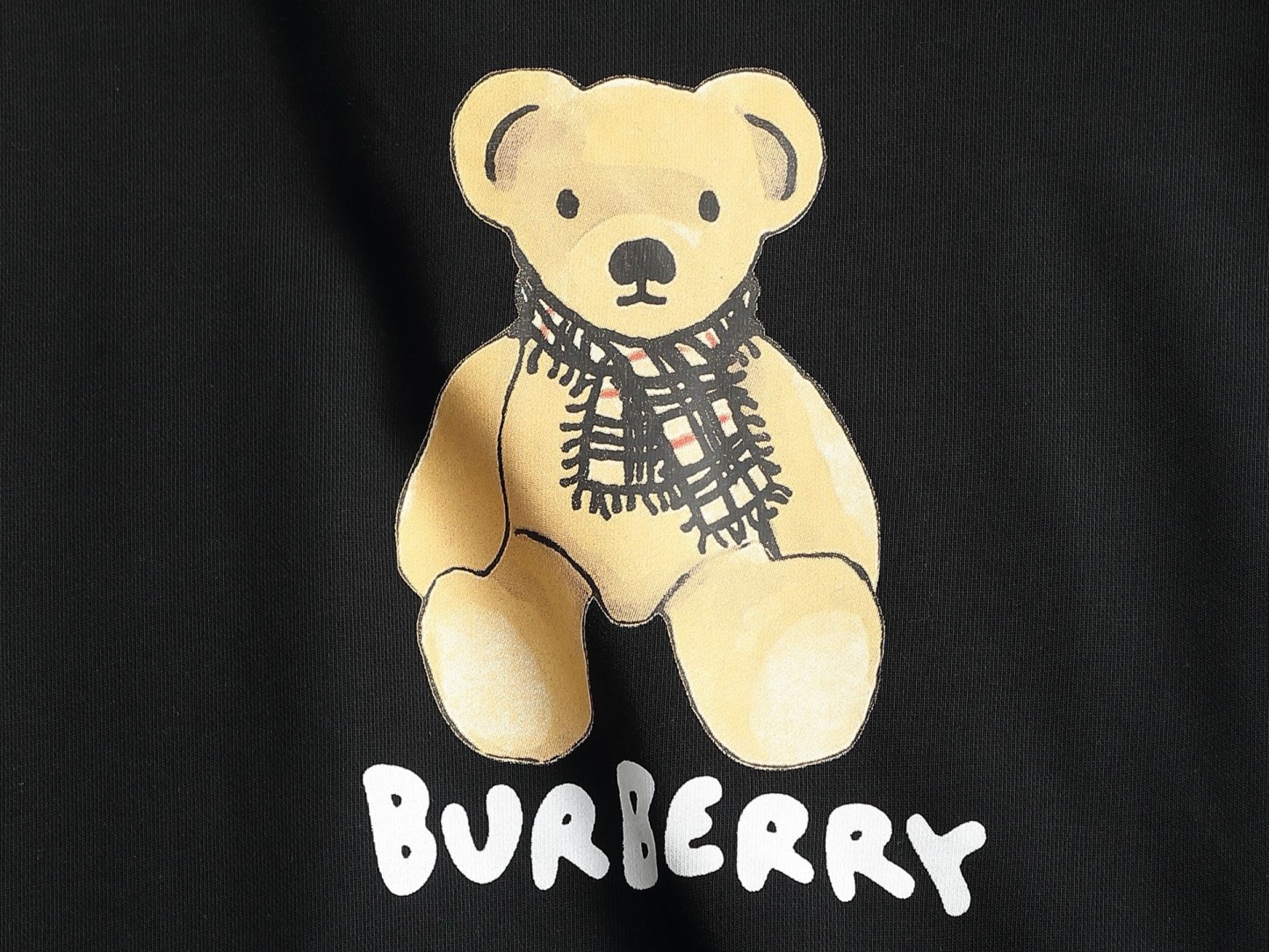 【BURBERRY】プリント長袖 T シャツ