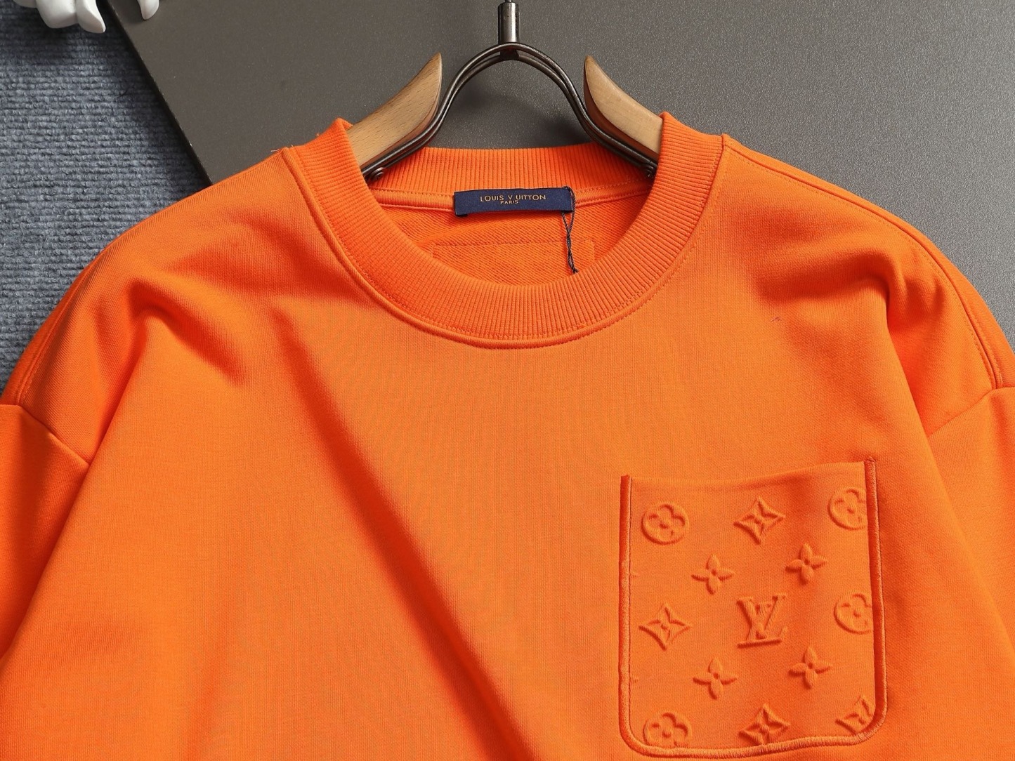 【LOUIS VUITTON】長袖 T シャツ