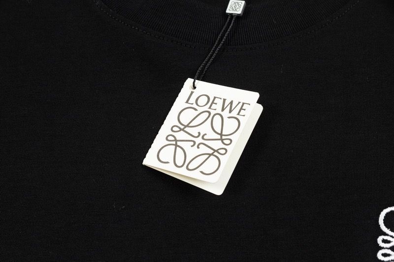 【Loewe】（ロエベ）男女兼用、ご好評に付き再入荷！