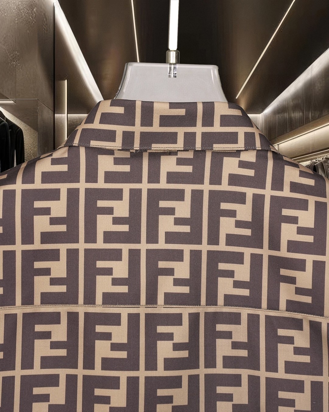 【FENDI】半袖シャツ