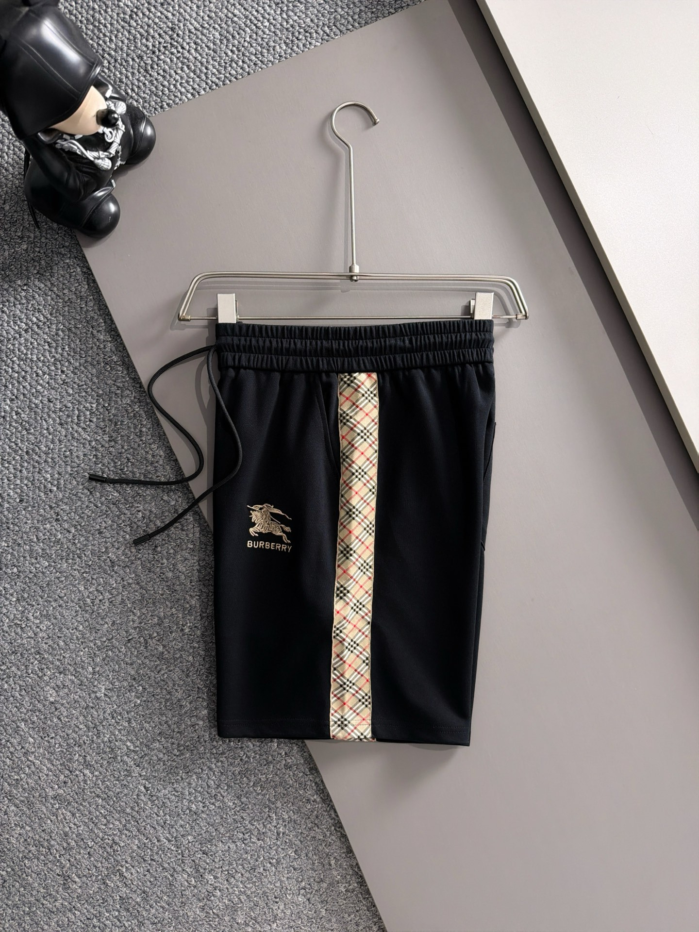 【BURBERRY】半袖T シャツショートパンツ セットアップ