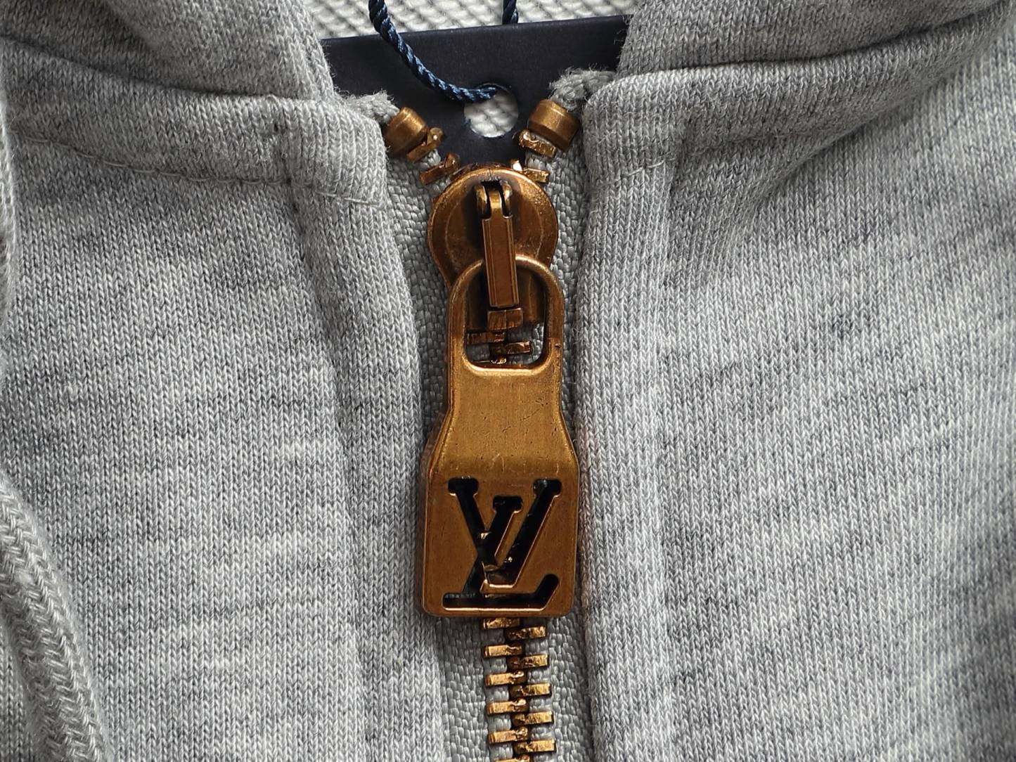 【LOUIS VUITTON】バーバリー パーカー