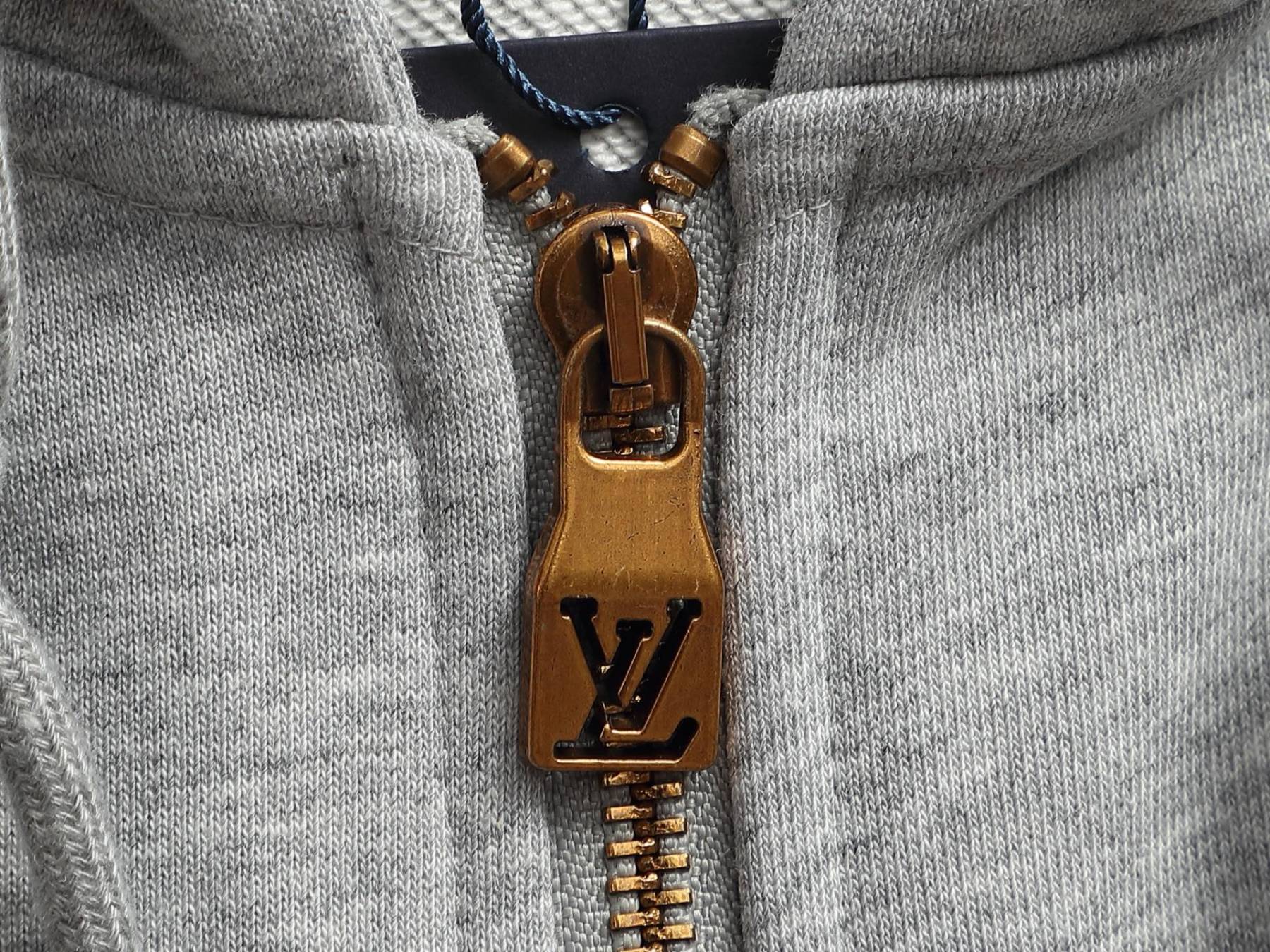 【LOUIS VUITTON】バーバリー パーカー