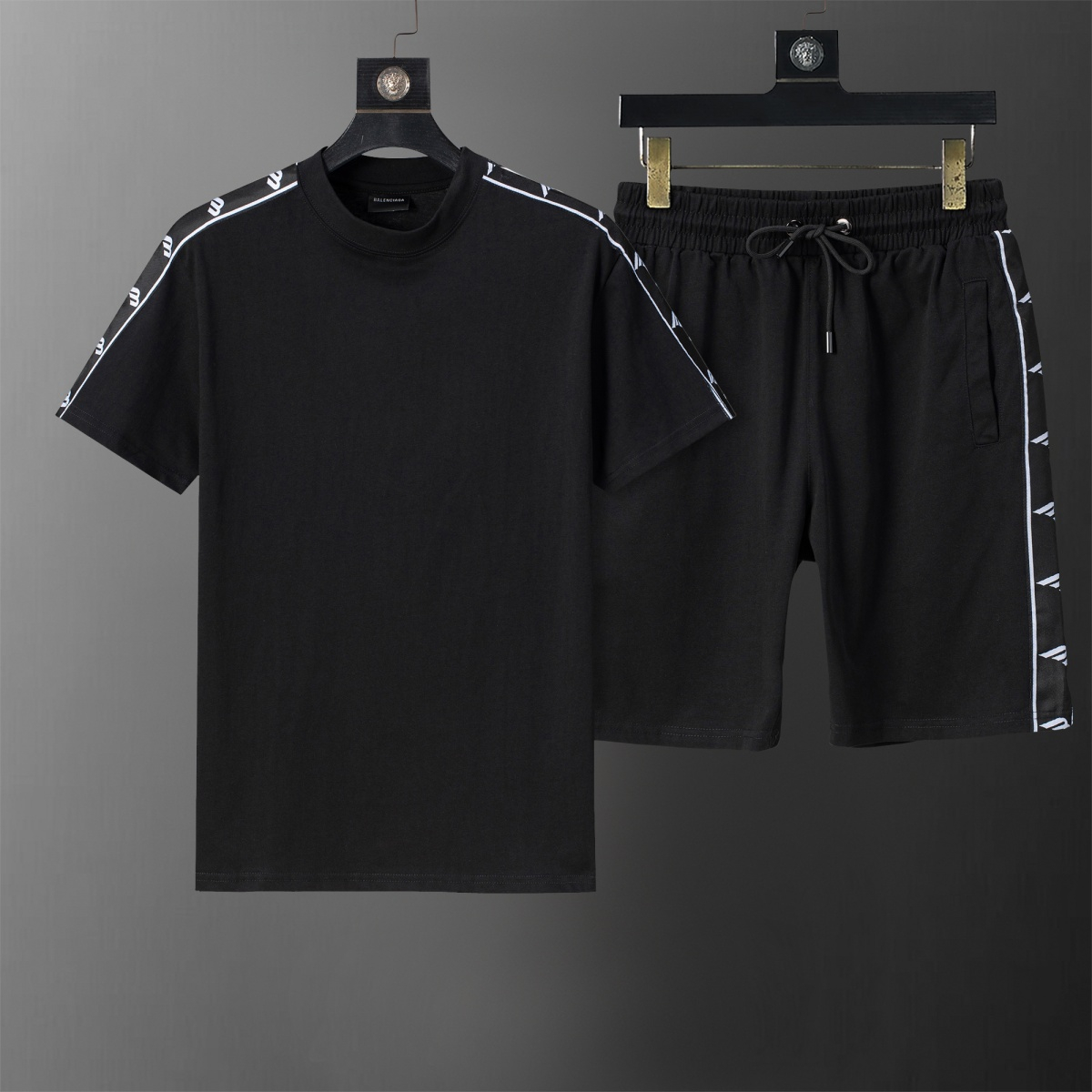 【BALENCIAGA】半袖T シャツショートパンツ セットアップ