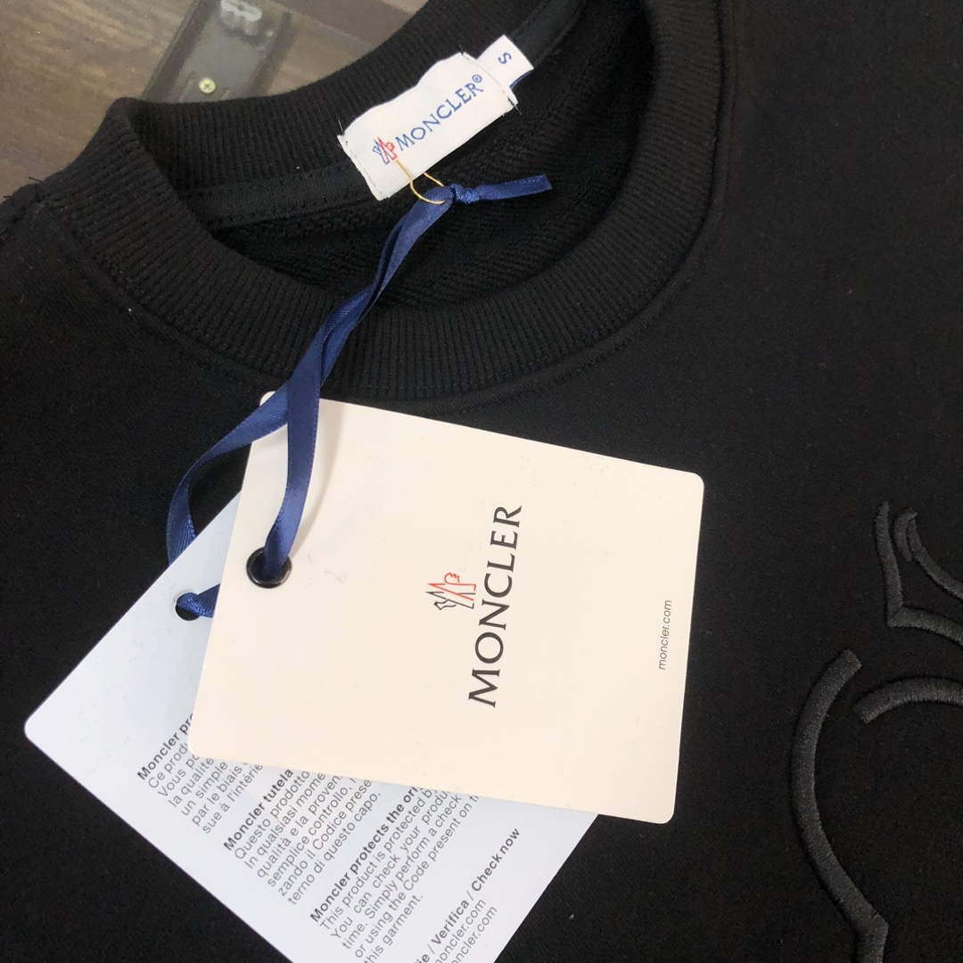 【MONCLER】長袖 T シャツ