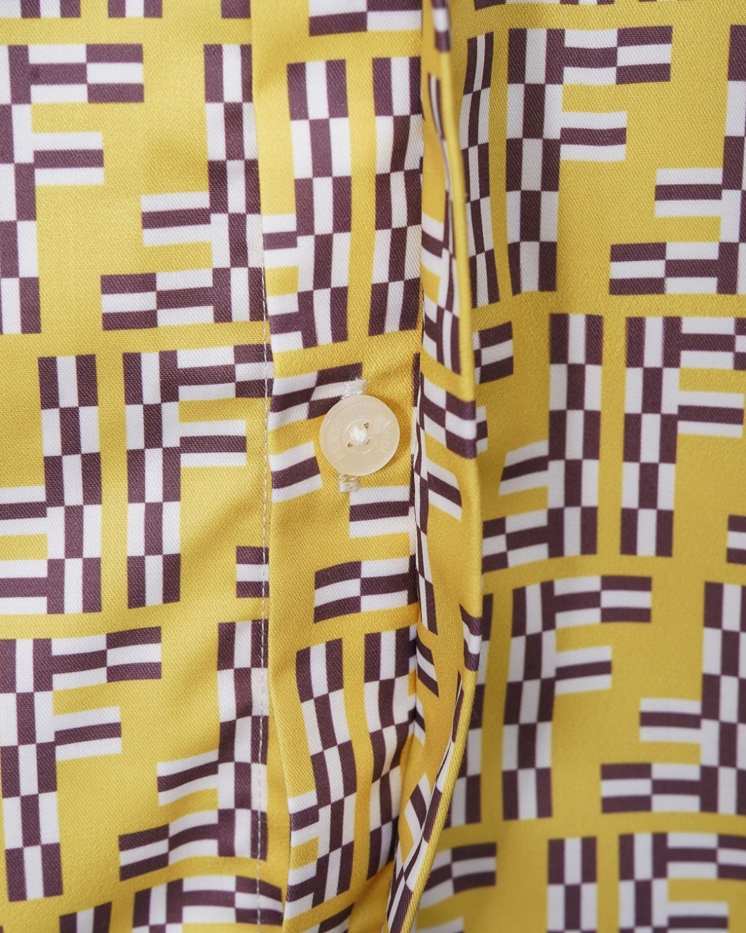【FENDI】半袖シャツ
