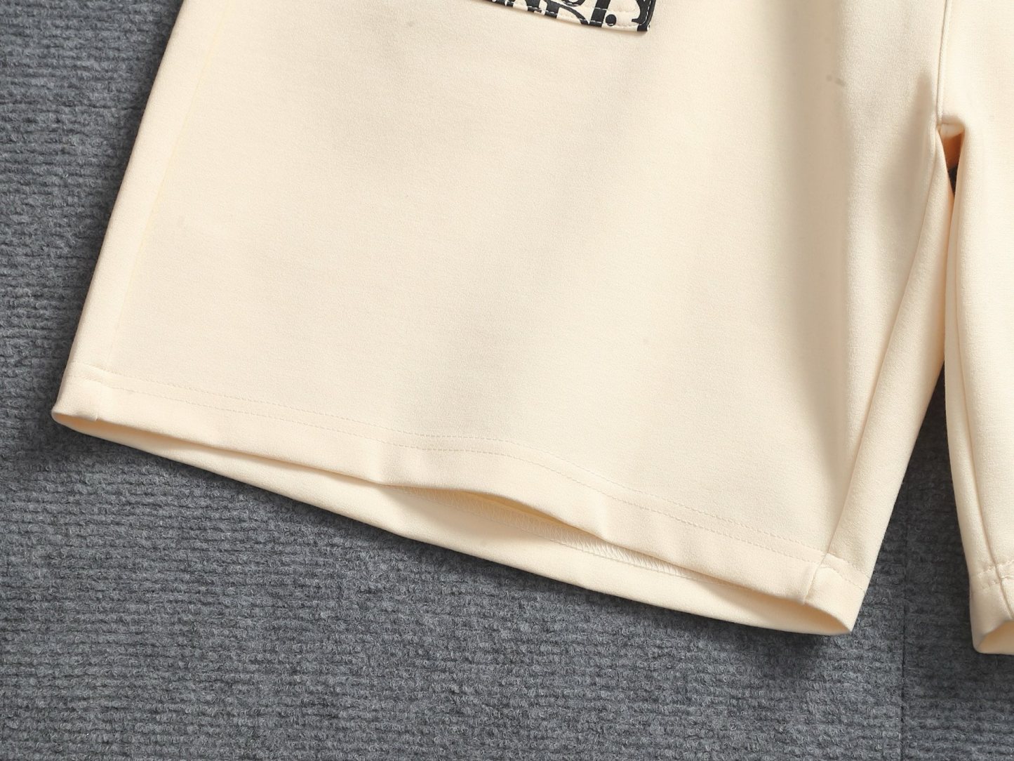 【DIOR】ショートパンツ