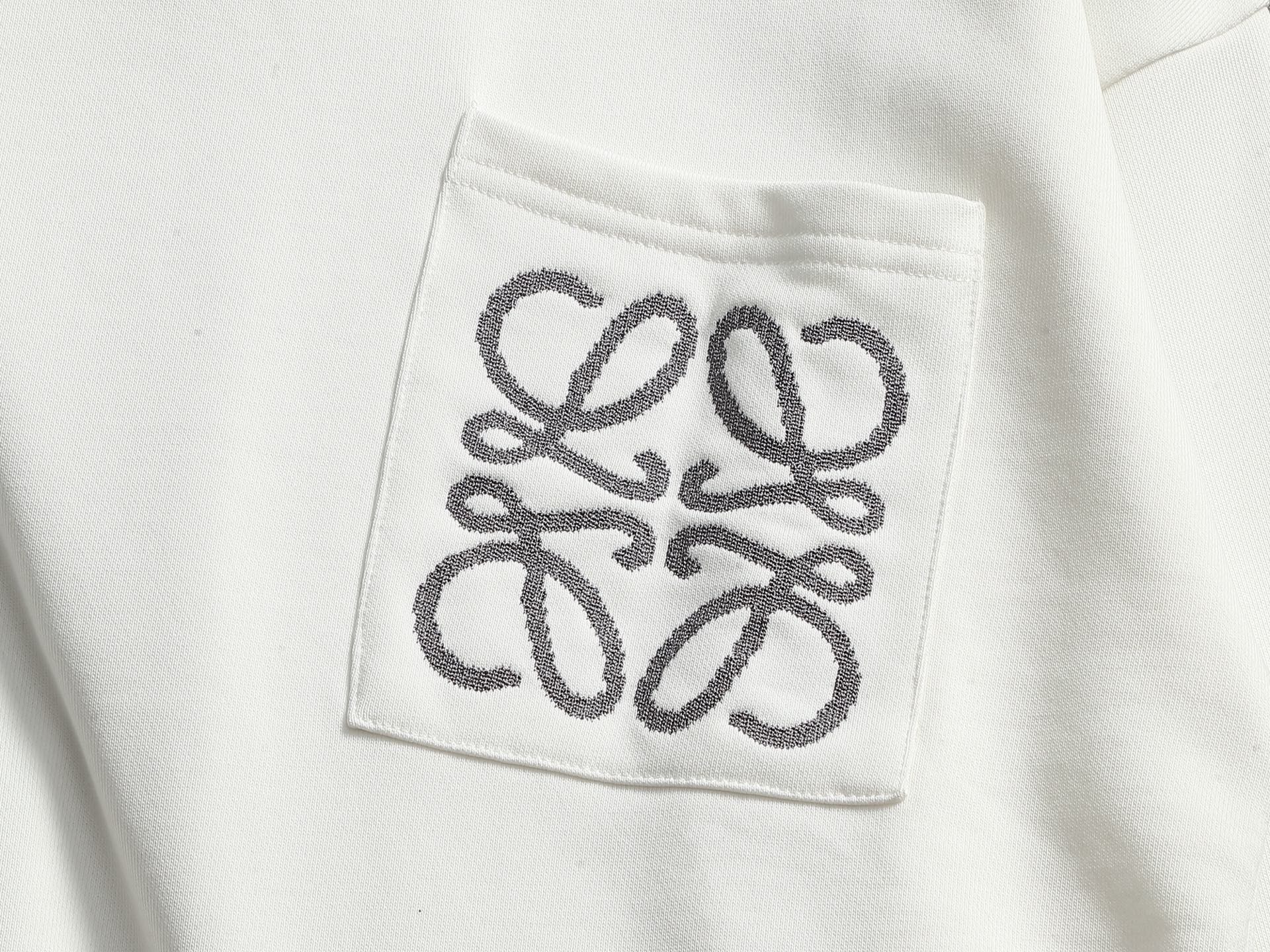 【LOEWE】刺繍長袖 T シャツ
