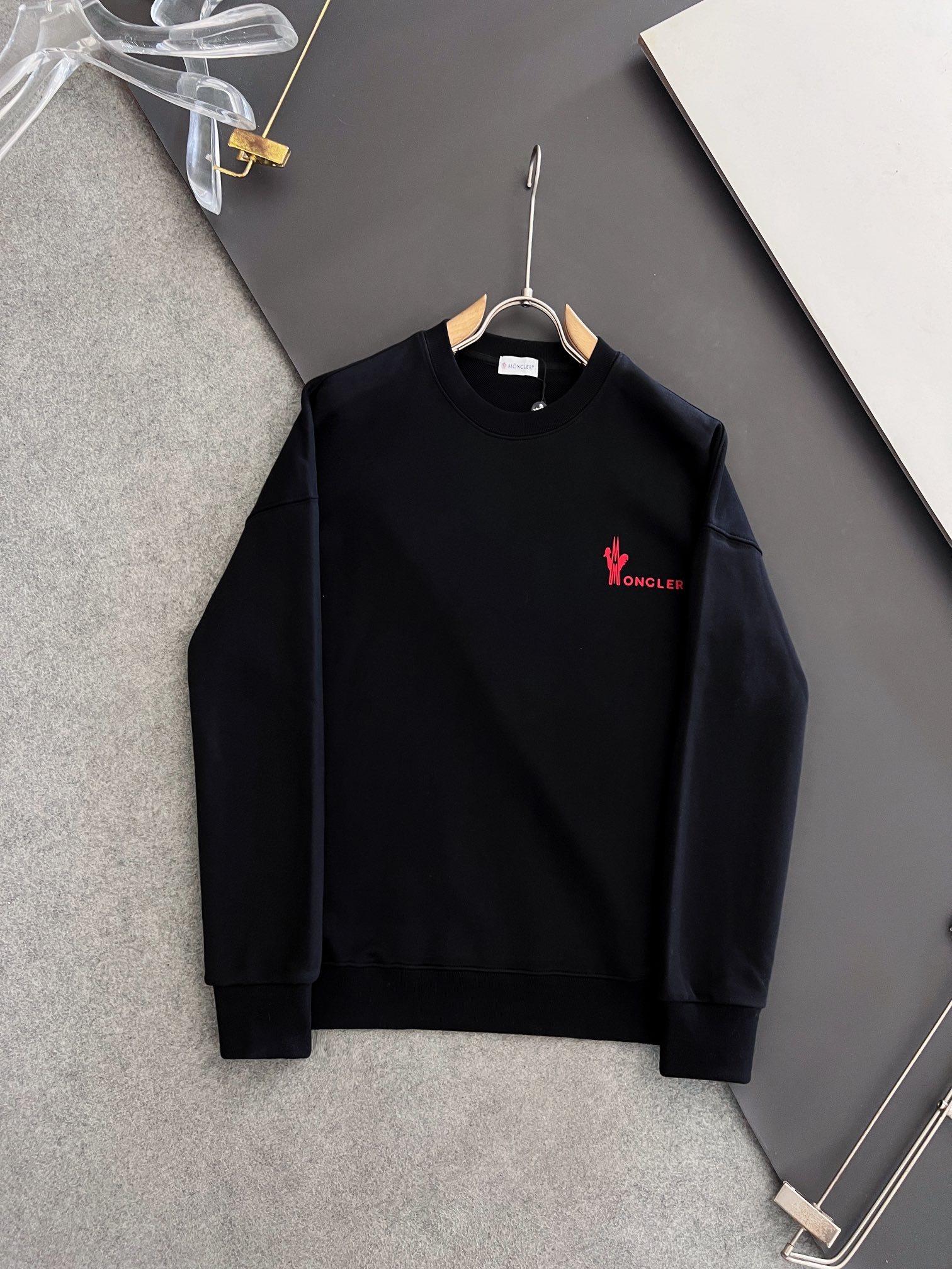 【MONCLER】長袖 T シャツ