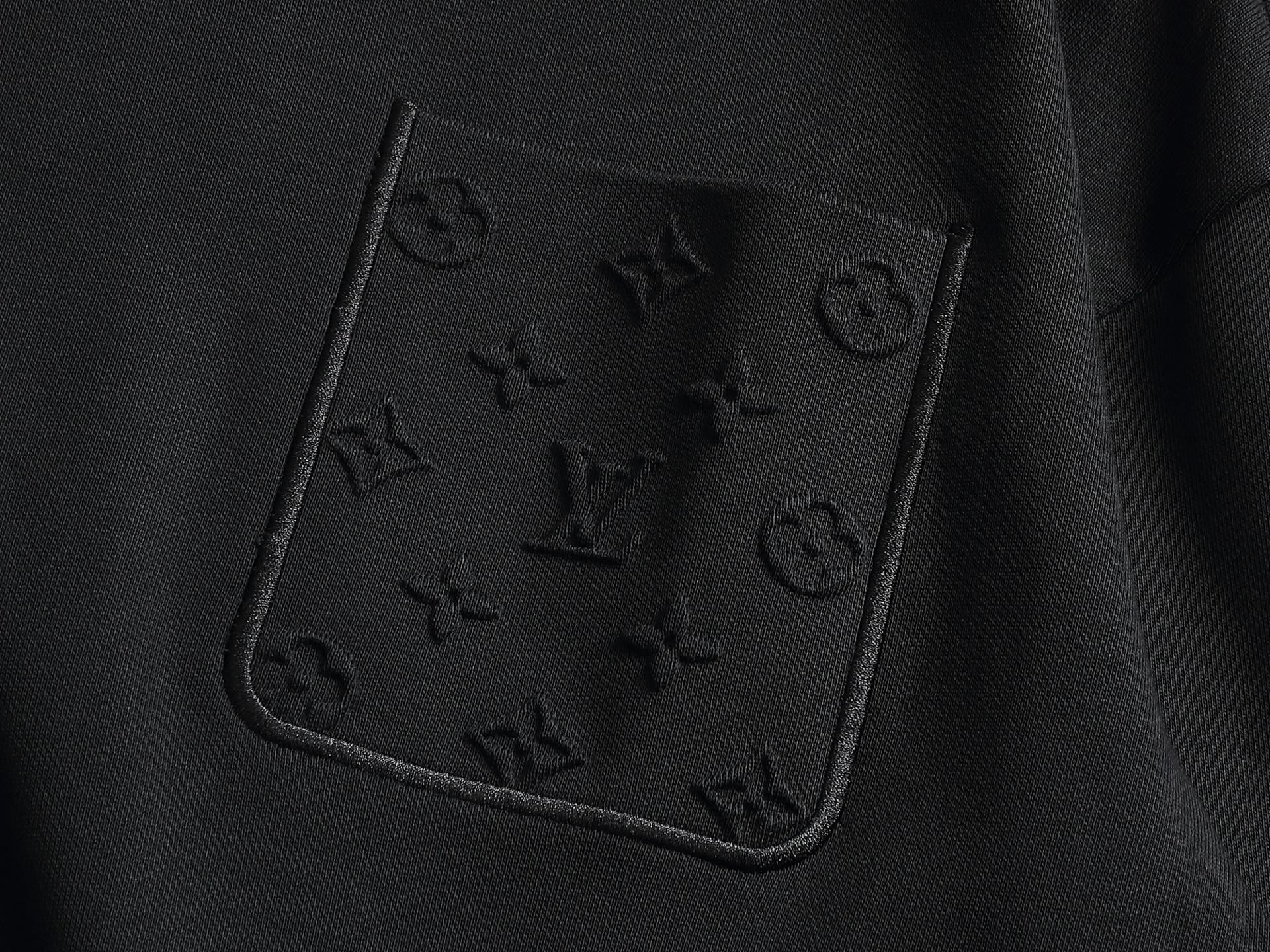 【LOUIS VUITTON】長袖 T シャツ