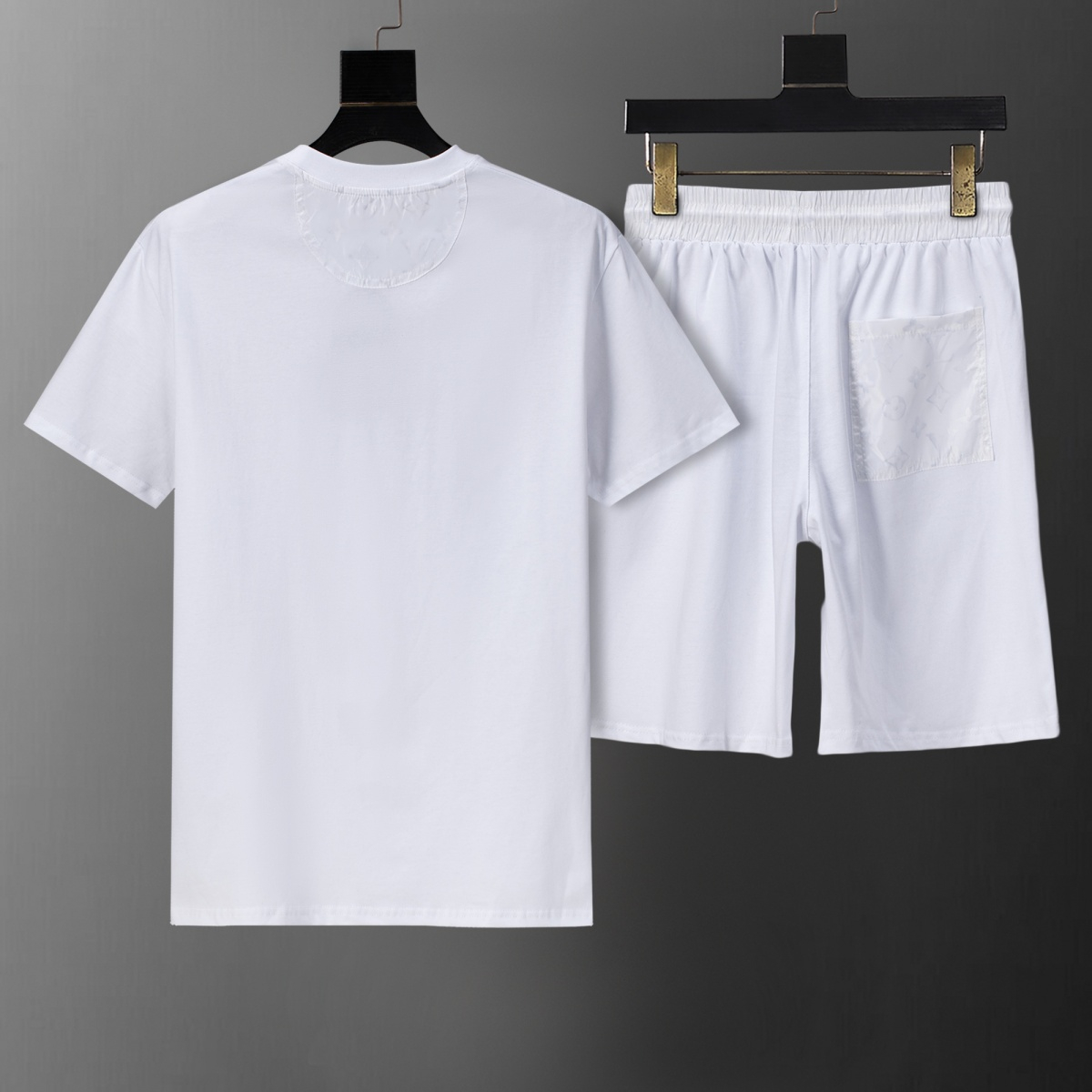 【LOUIS VUITTON】半袖T シャツショートパンツ セットアップ