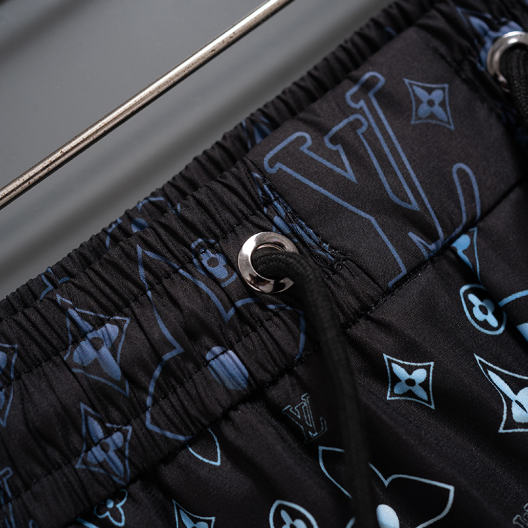 【LOUIS VUITTON】ショートパンツ