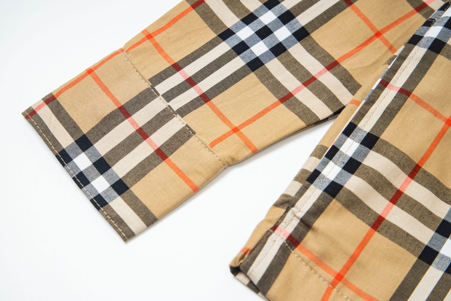 【BURBERRY】長袖シャツ