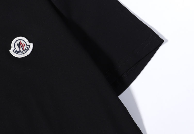 【MONCLER】半袖 Tシャツ 男女兼用、ご好評に付き再入荷！