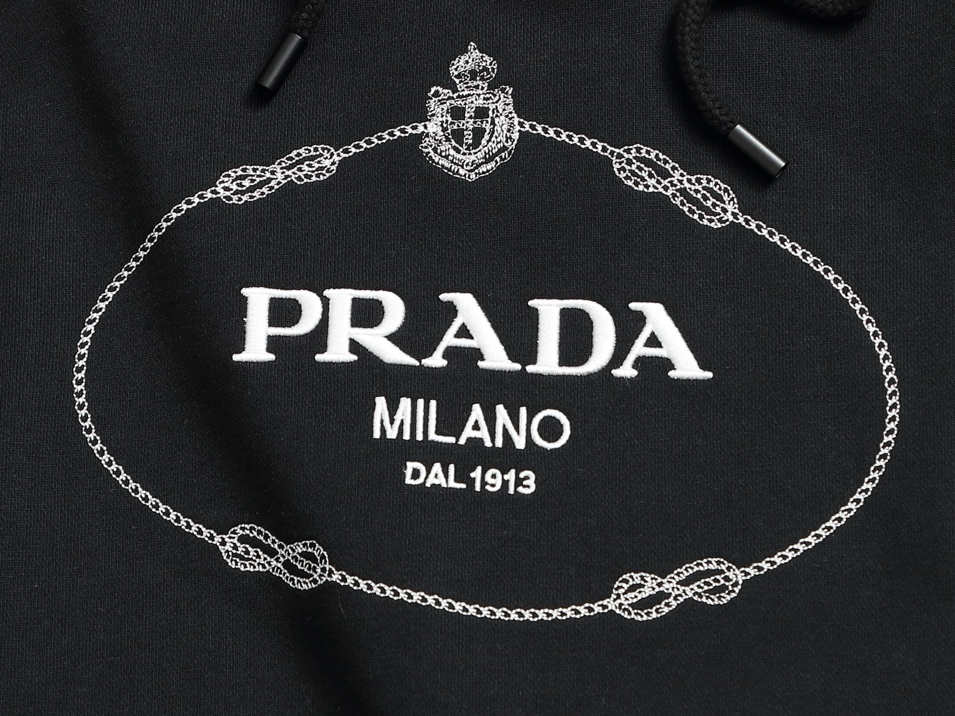 【PRADA】プラダ 刺繍パーカー