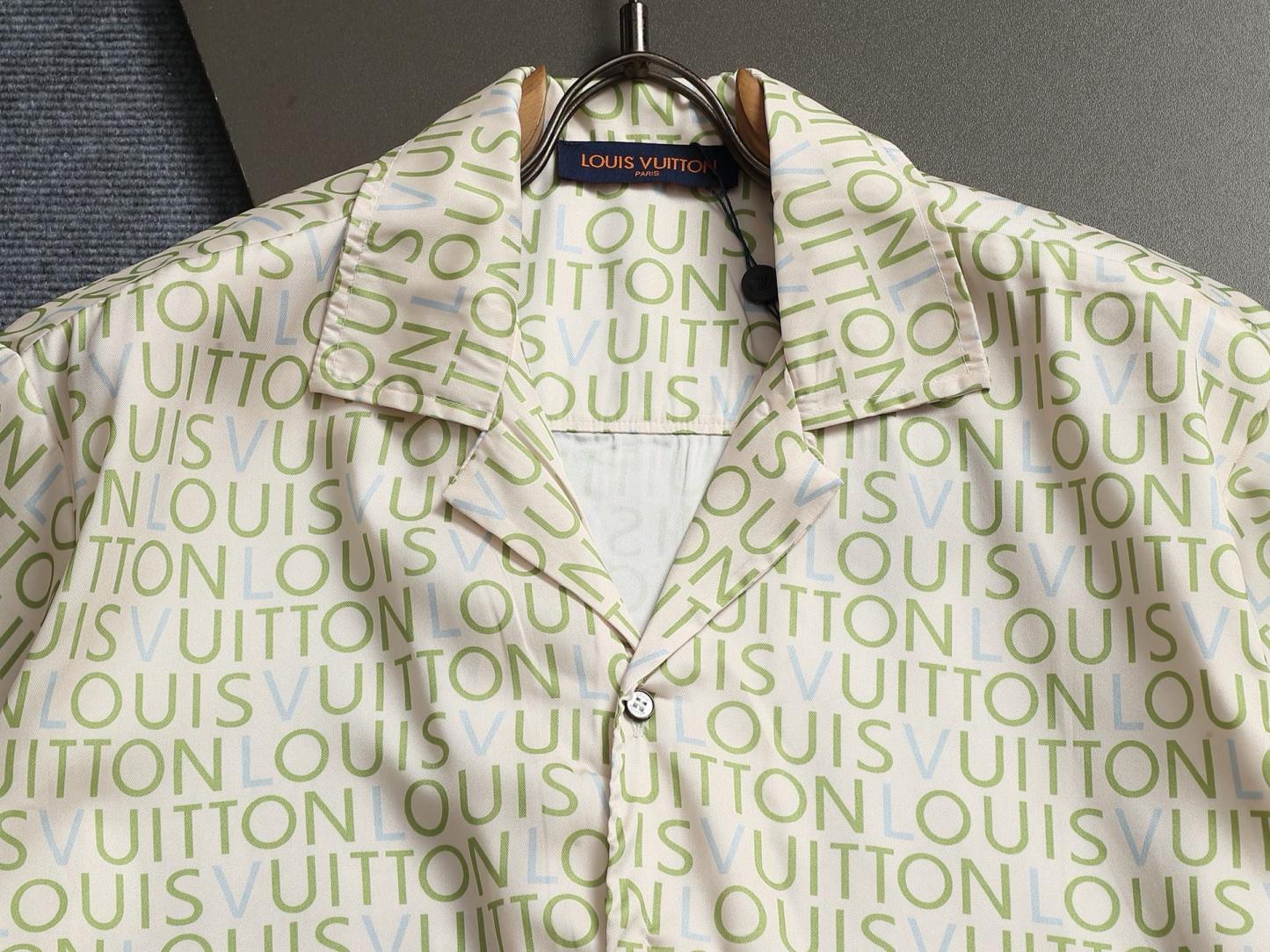 【LOUIS VUITTON】半袖シャツ