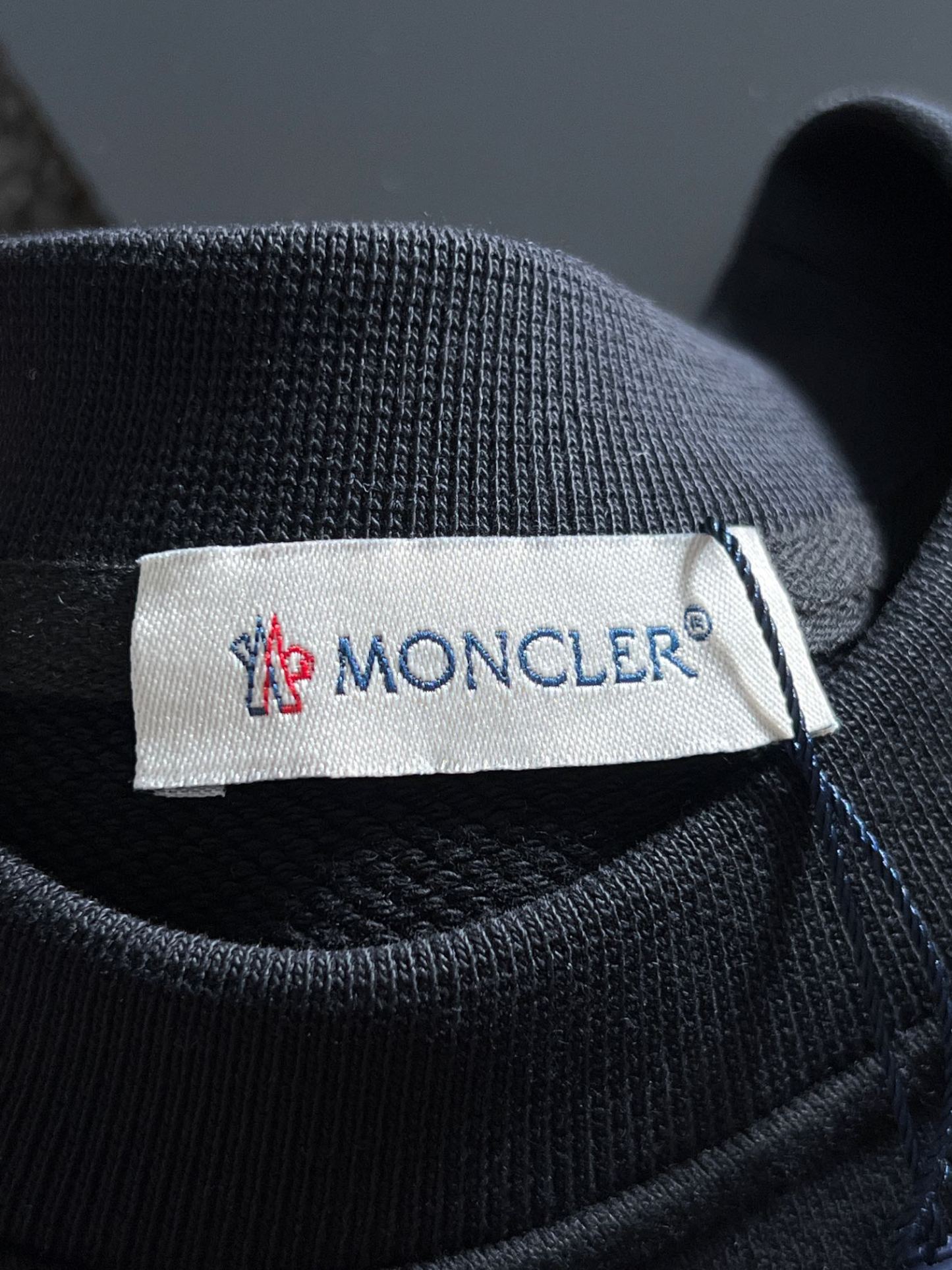【MONCLER】長袖 T シャツ