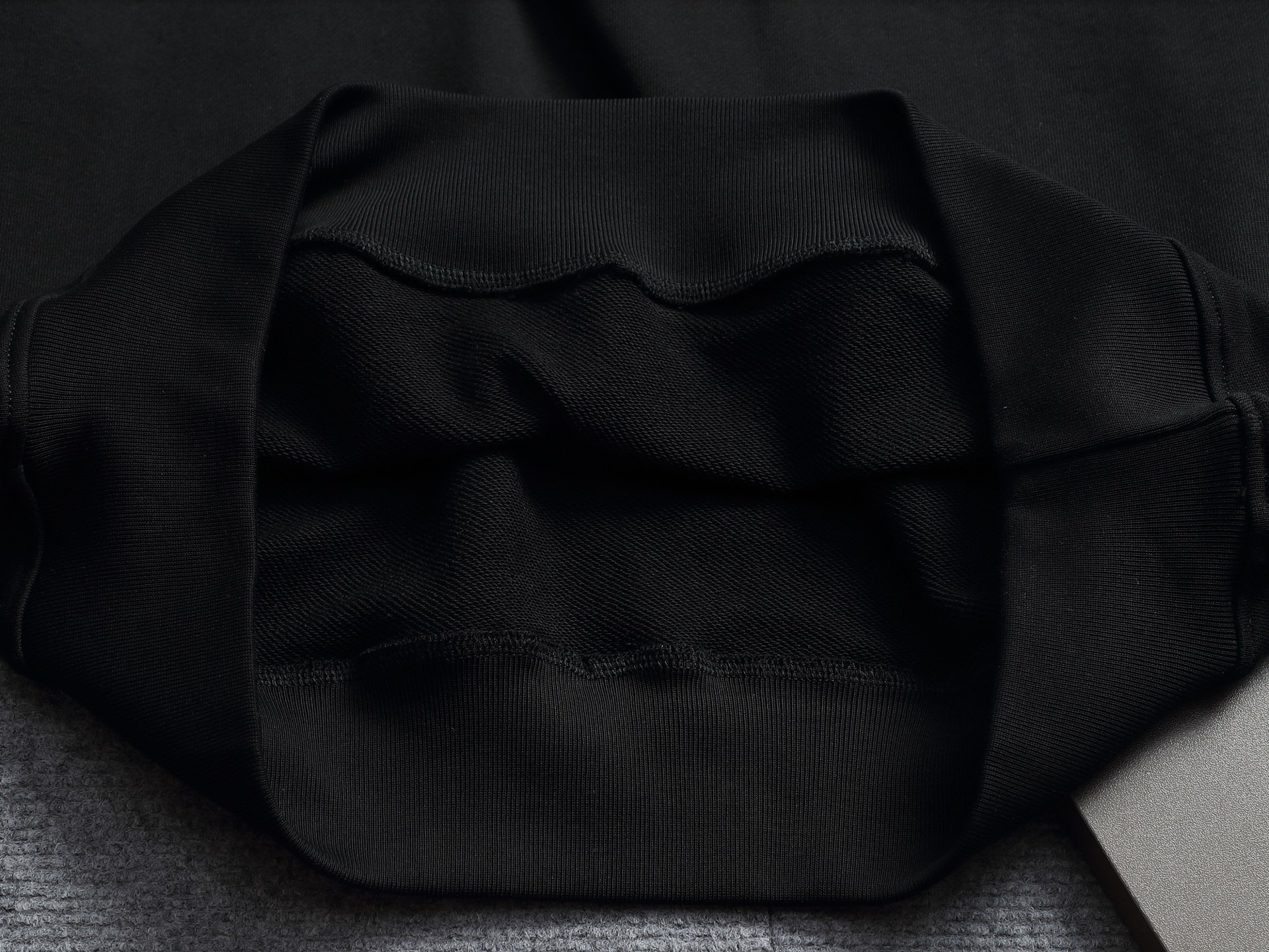 【LOEWE】刺繍長袖 T シャツ