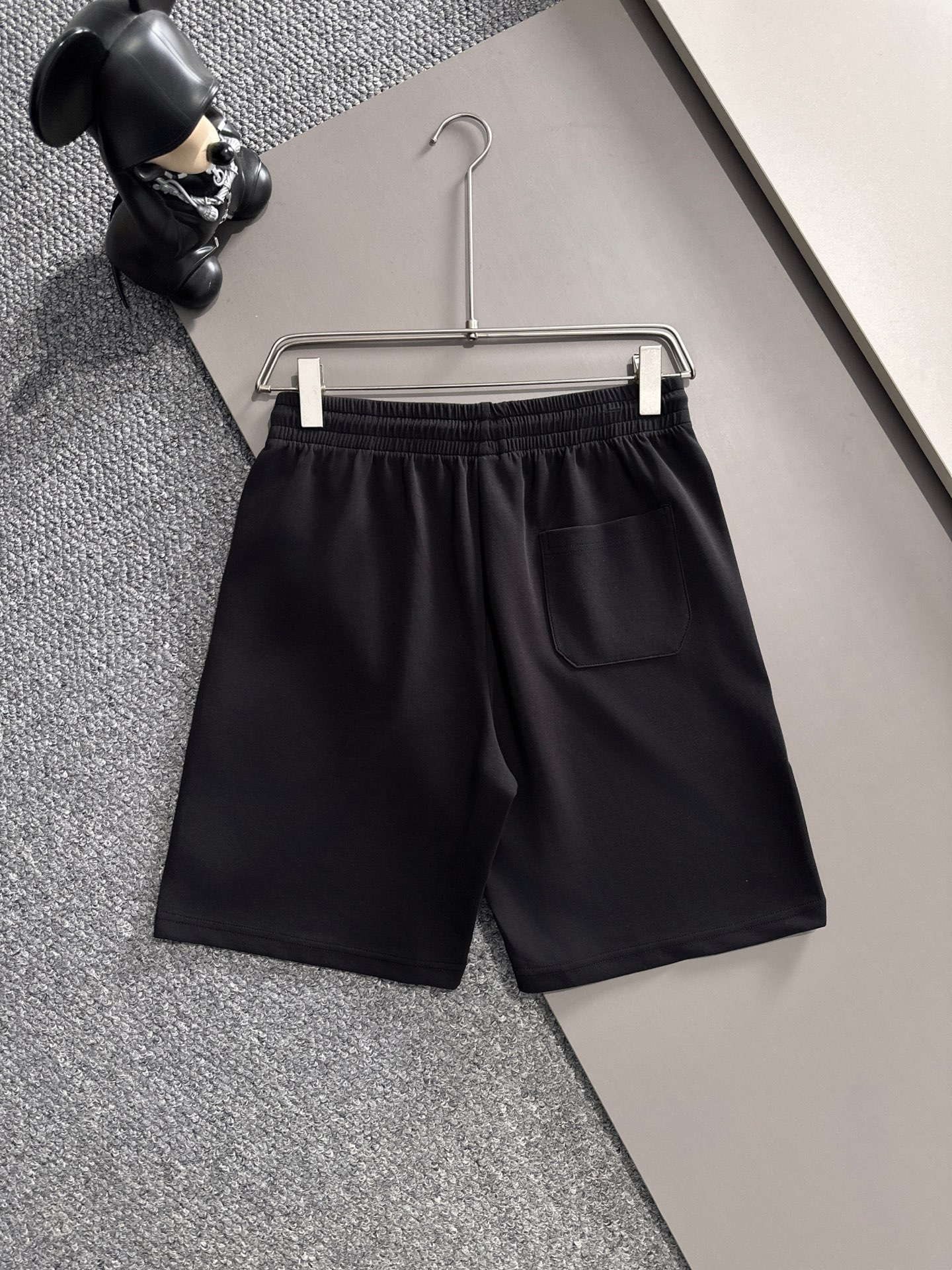 【PRADA】半袖T シャツショートパンツ セットアップ
