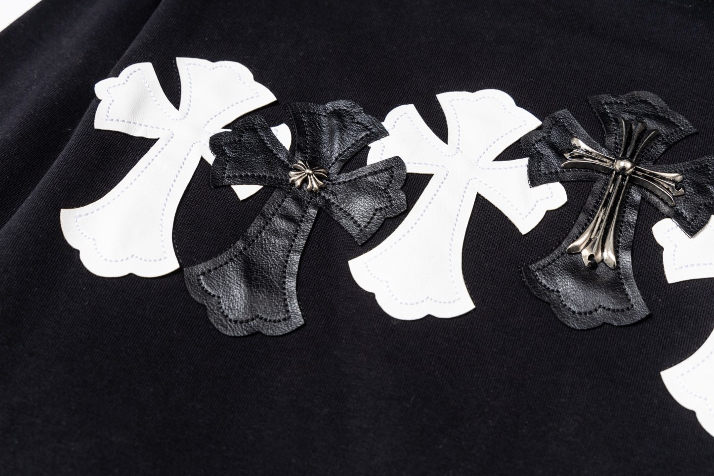 【CHROME HEARTS】長袖 T シャツ