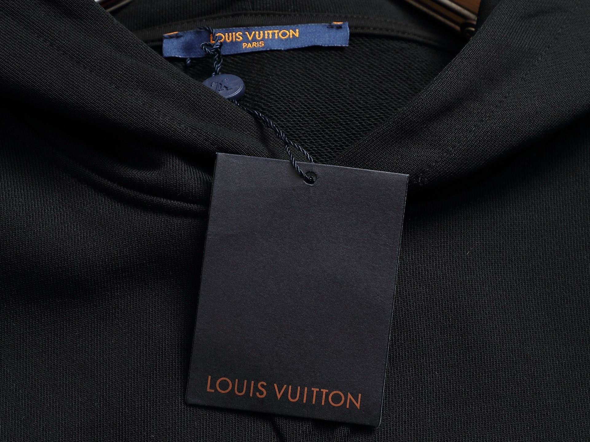 【LOUIS VUITTON】ルイヴィトン 刺繍パーカー