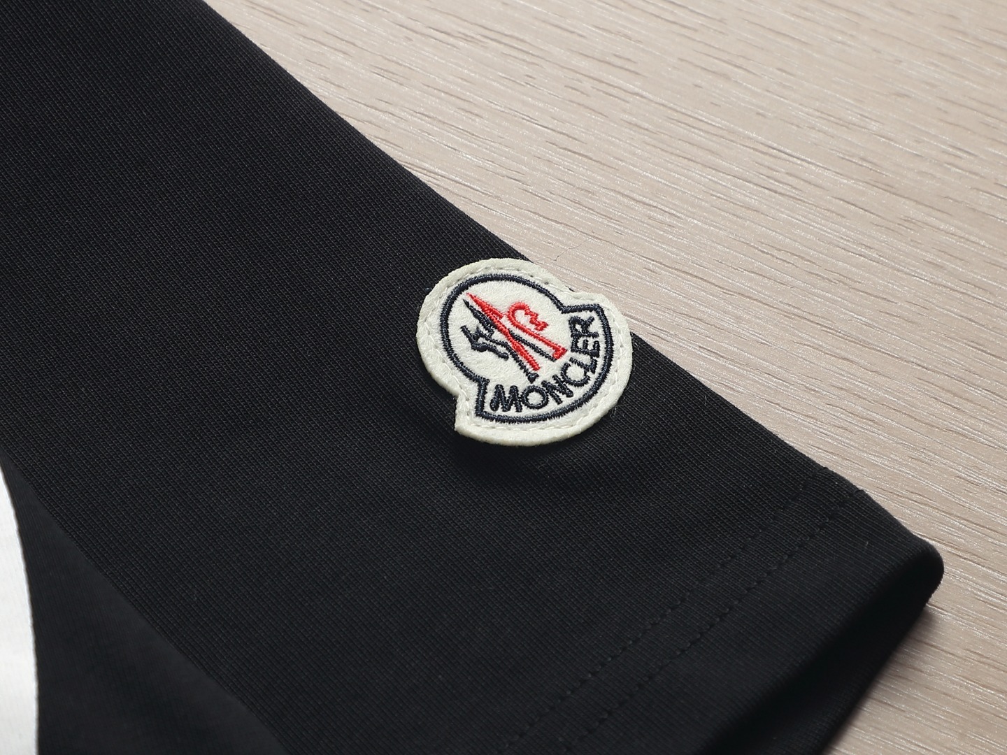 【MONCLER】半袖 T シャツ
