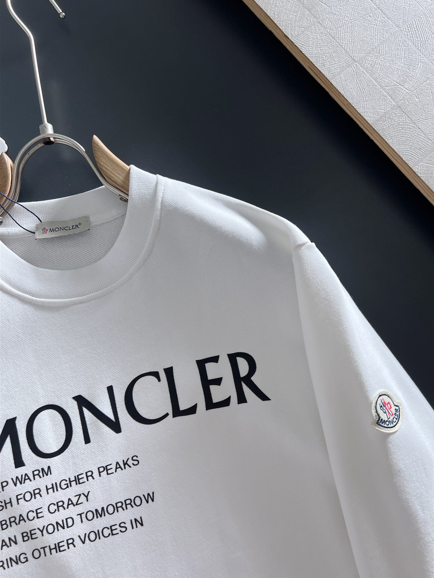 【MONCLER】長袖 T シャツ
