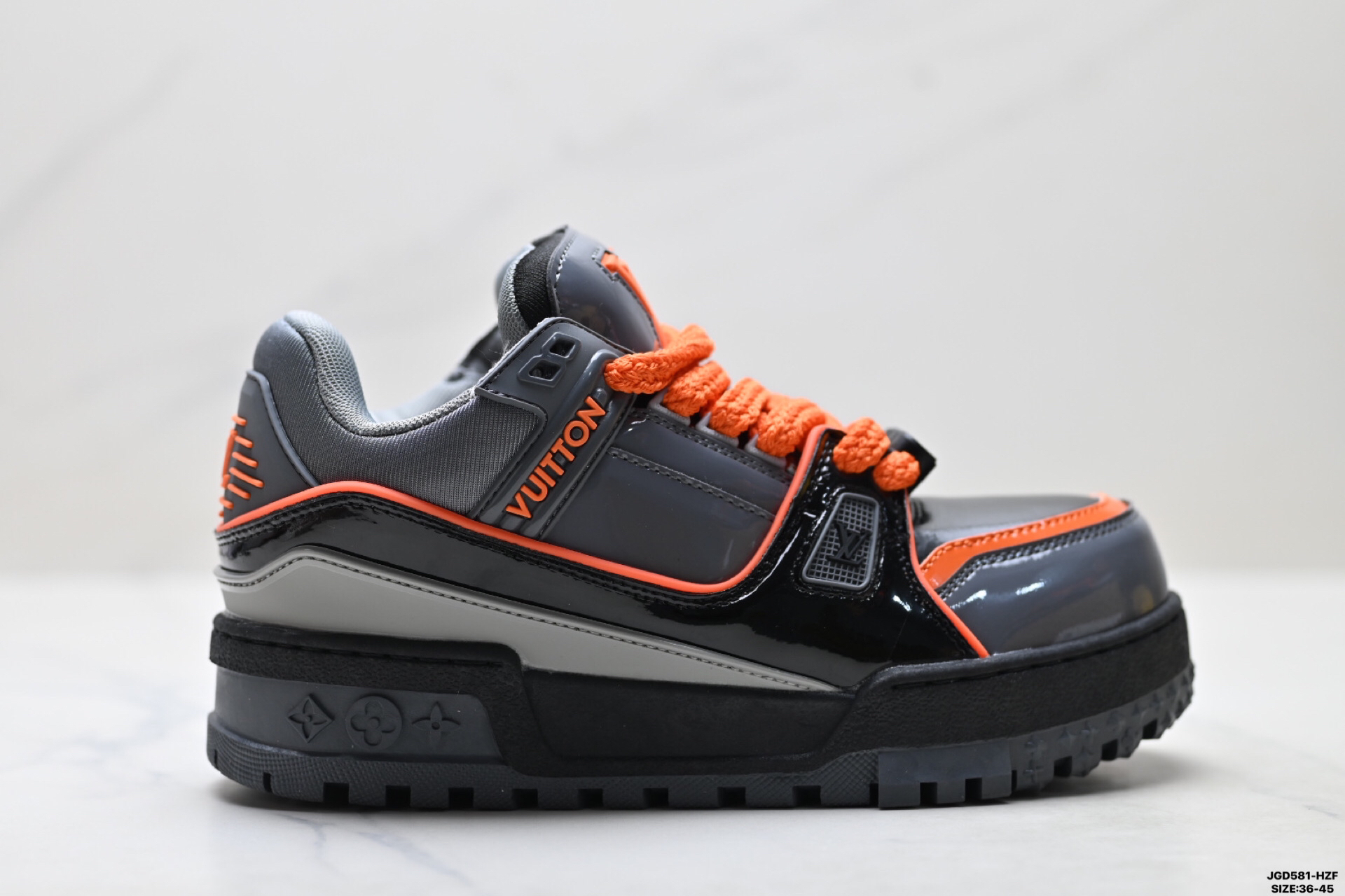 Louis Vuitton Trainer Maxi プラットフォームスニーカー