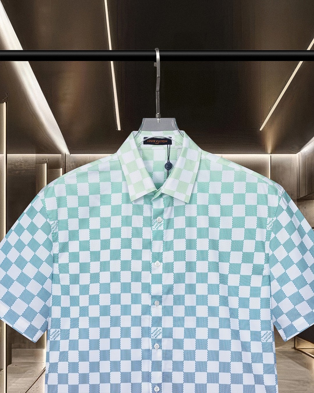 【LOUIS VUITTON】半袖シャツ