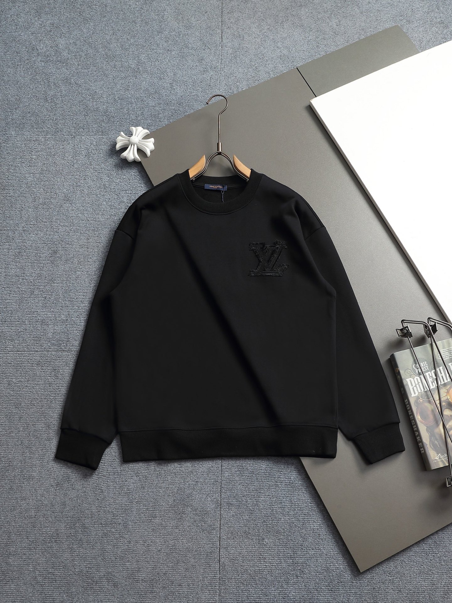 【LOUIS VUITTON】長袖 T シャツ