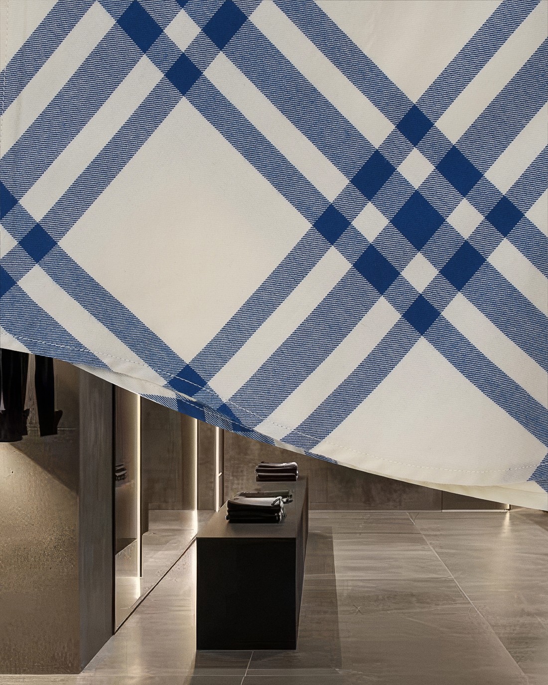 【BURBERRY】半袖シャツ