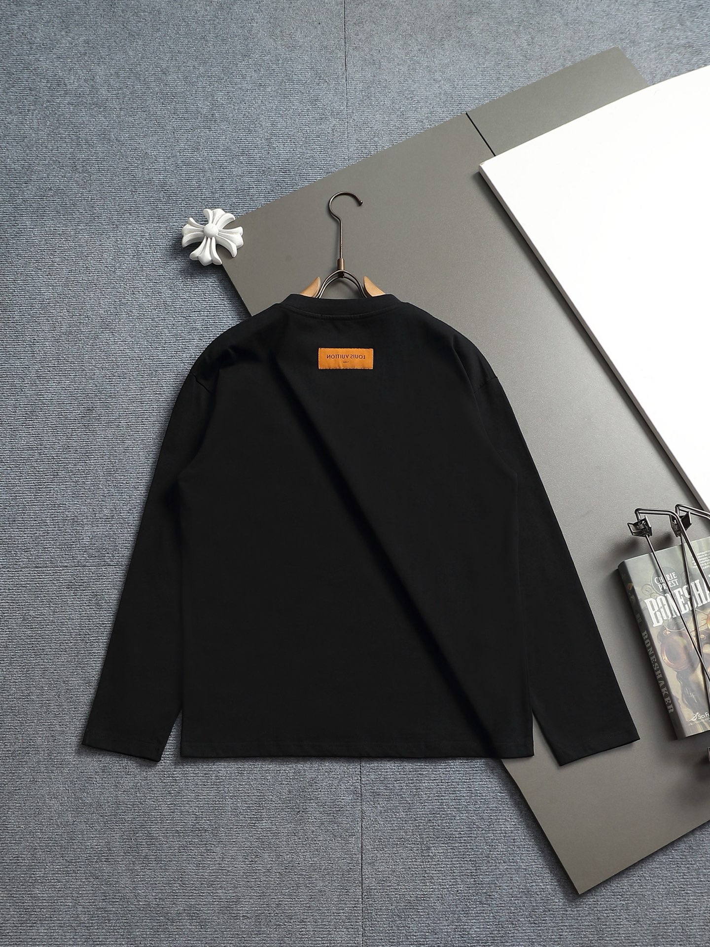 【LOUIS VUITTON】長袖 T シャツ